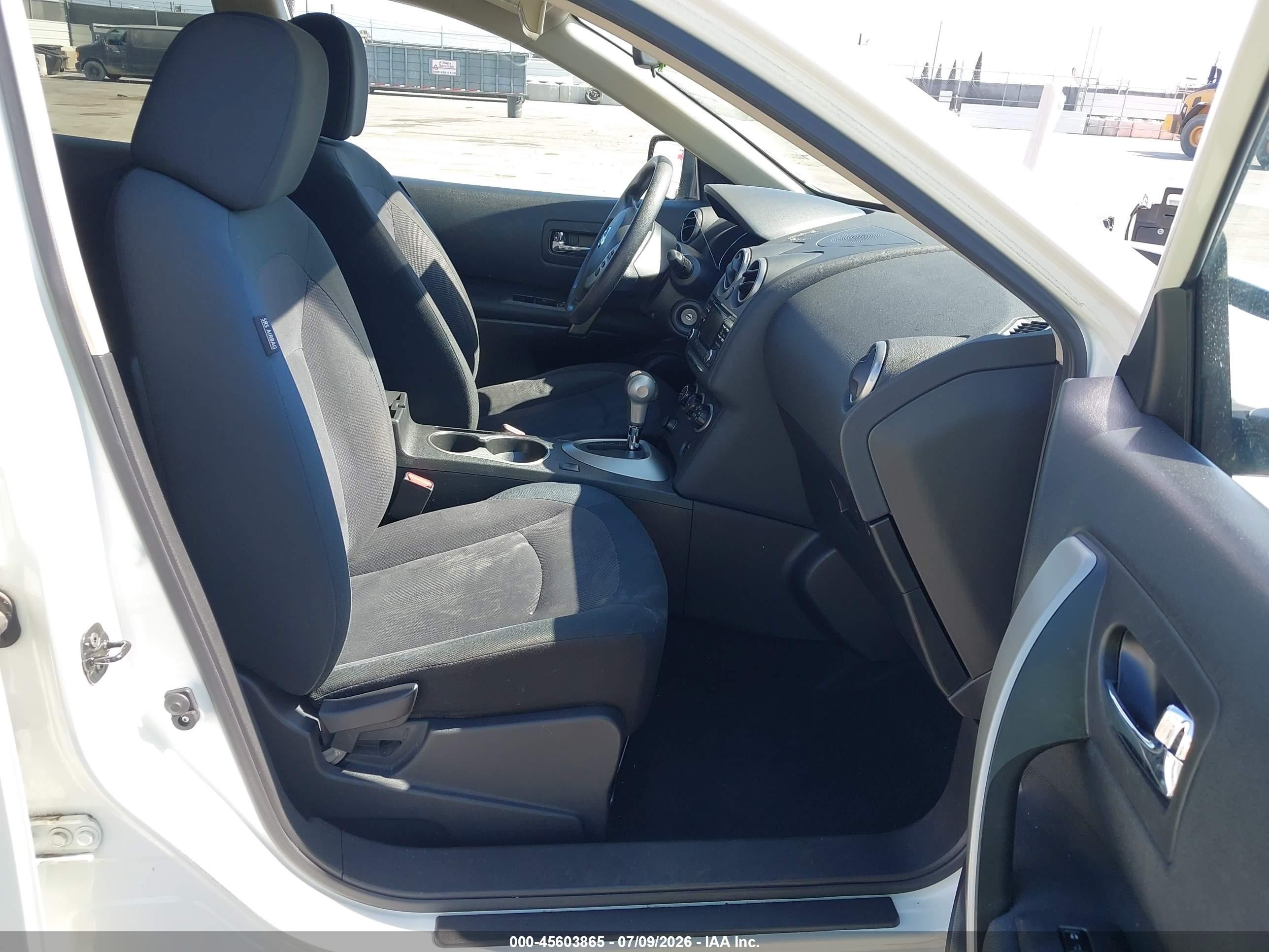 2015 Nissan Rogue Select S White vin: JN8AS5MT3FW653240