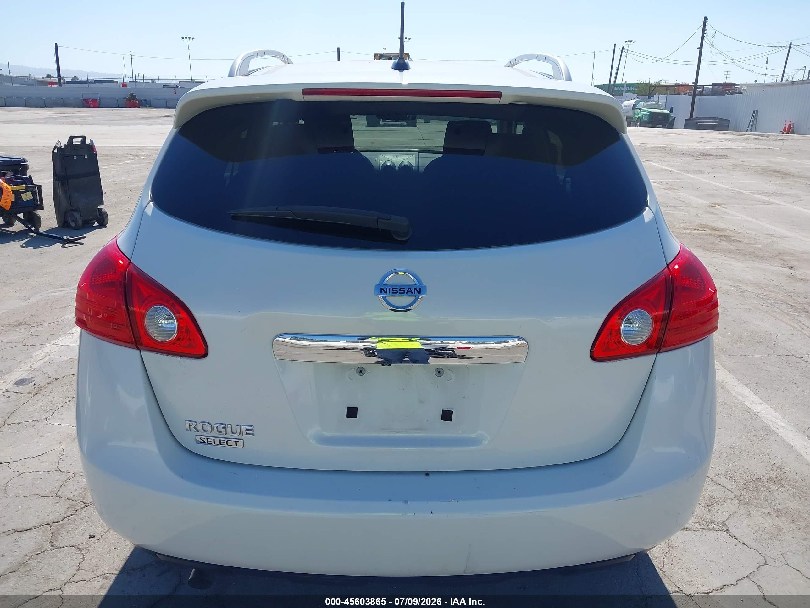 2015 Nissan Rogue Select S White vin: JN8AS5MT3FW653240