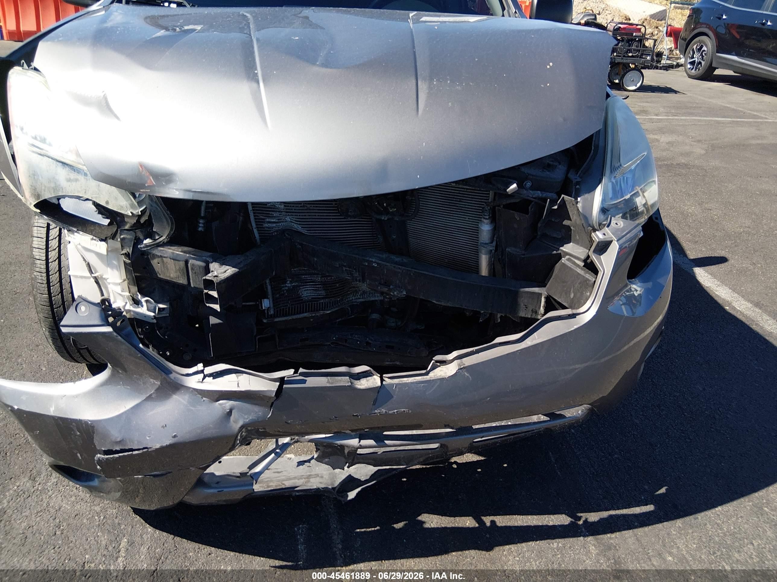 2015 Nissan Rogue Select S Серый vin: JN8AS5MT3FW655599