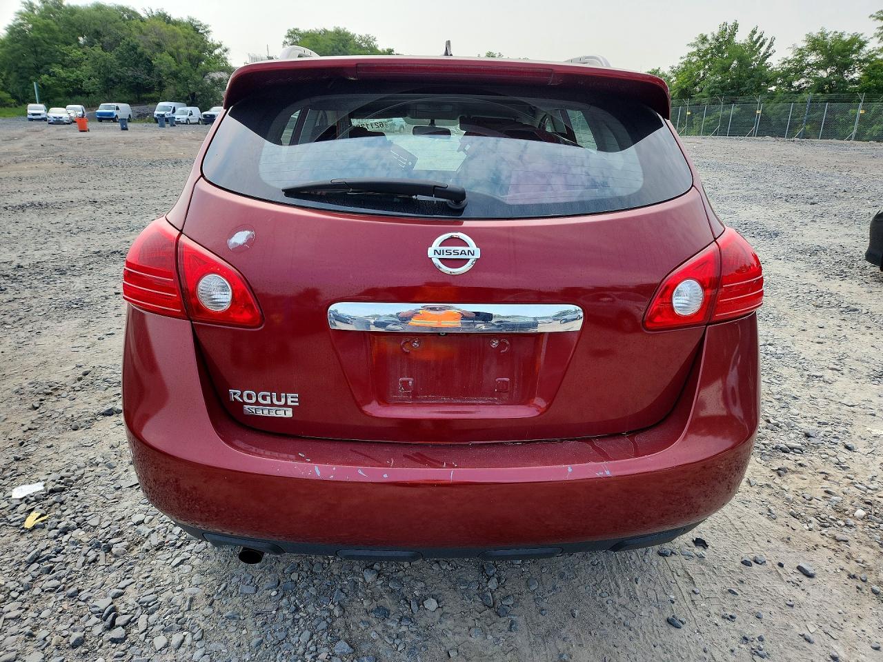2015 Nissan Rogue Select S Red vin: JN8AS5MT3FW659247