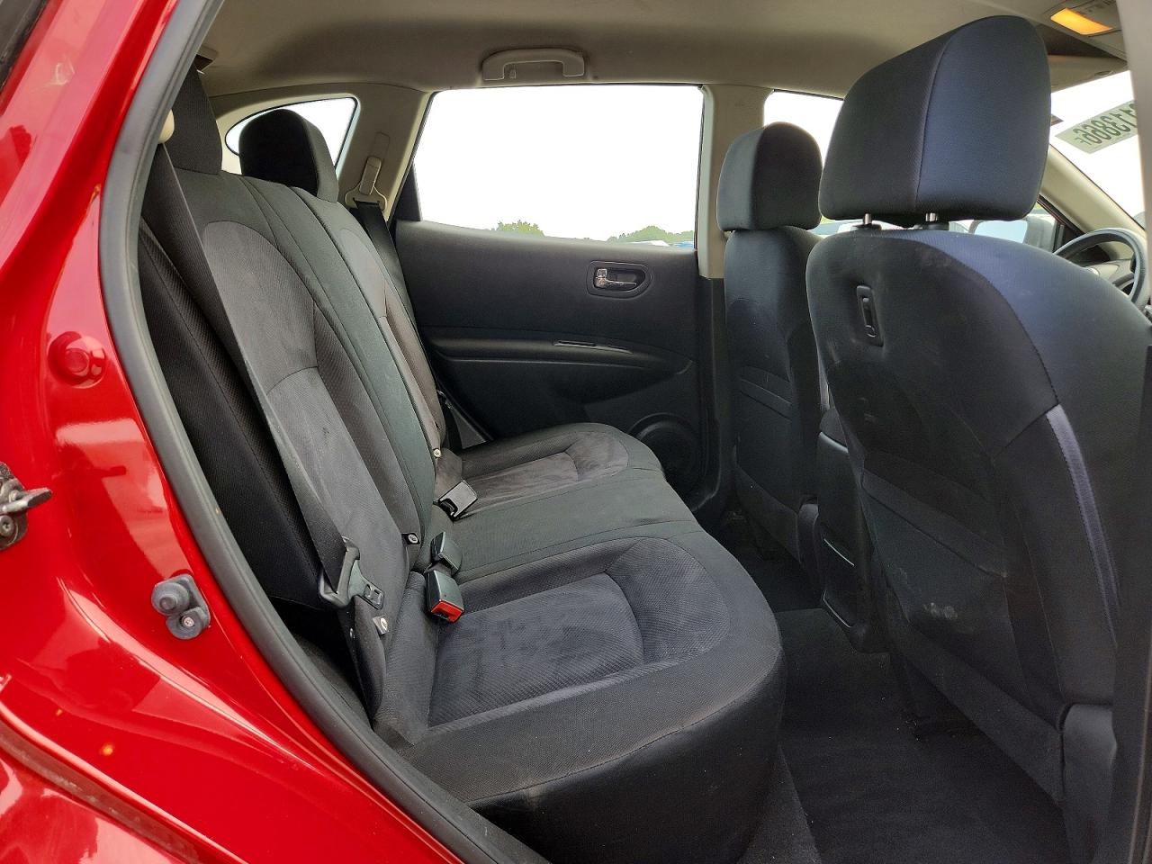 2015 Nissan Rogue Select S Red vin: JN8AS5MT3FW659247