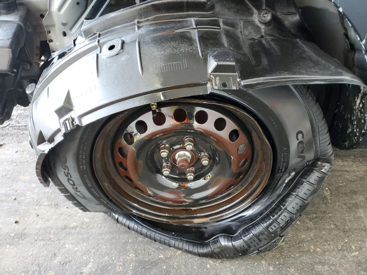 2015 Nissan Rogue Select S Серый vin: JN8AS5MT3FW666599 Damage: Left Front Wheel, Bent, Replacement Required