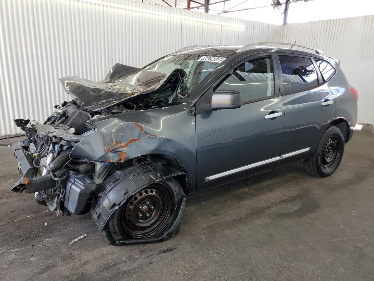 2015 Nissan Rogue Select S Серый vin: JN8AS5MT3FW666599 Damage: Left Front Fender, Severe Damage, Replacement Required