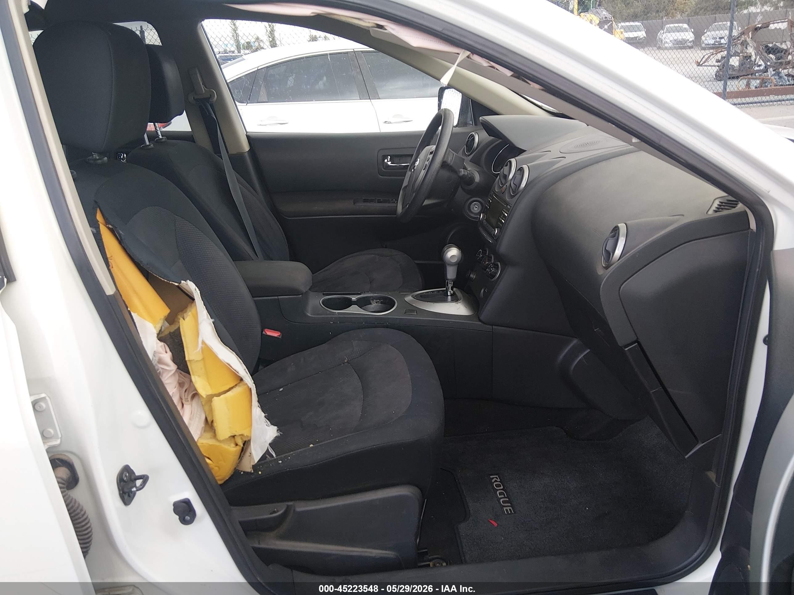 2015 Nissan Rogue Select S White vin: JN8AS5MT3FW671656