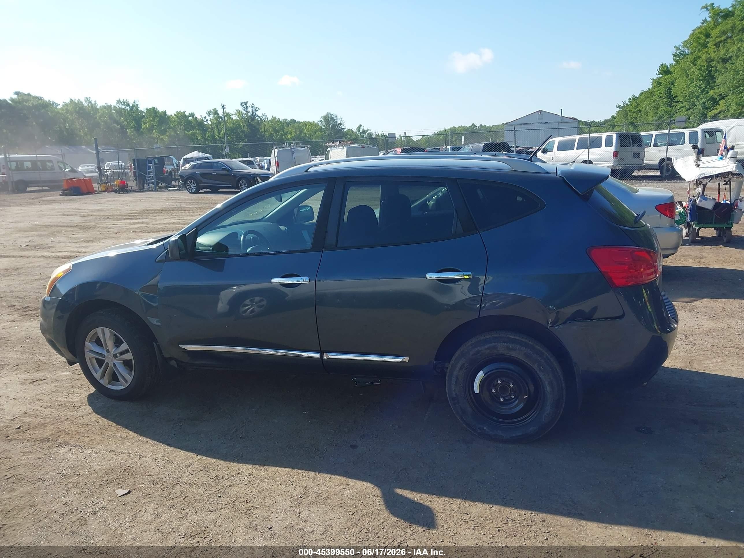 2015 Nissan Rogue Select S Gray vin: JN8AS5MT3FW672953