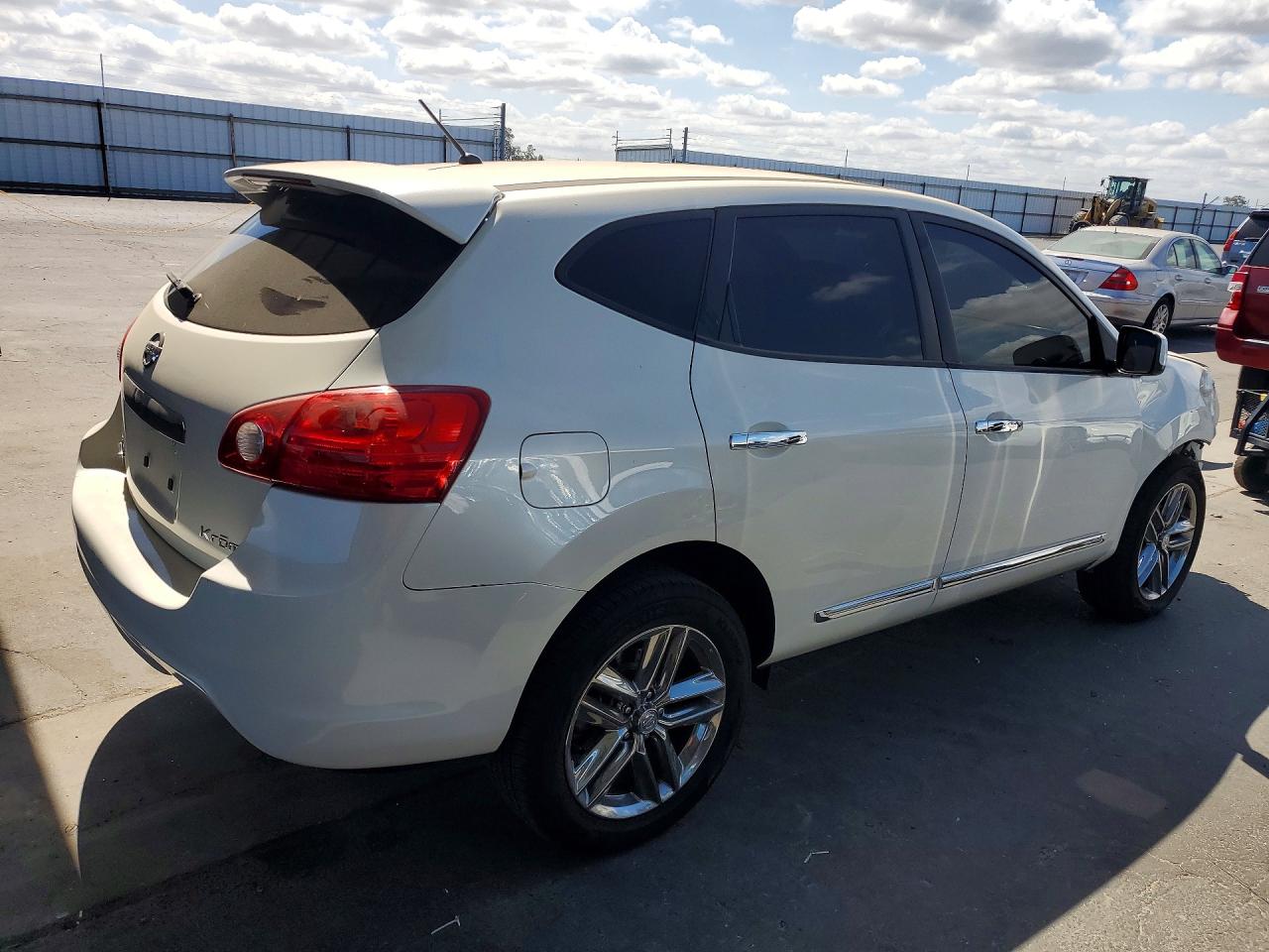 2011 Nissan Rogue S White vin: JN8AS5MT4BW152643