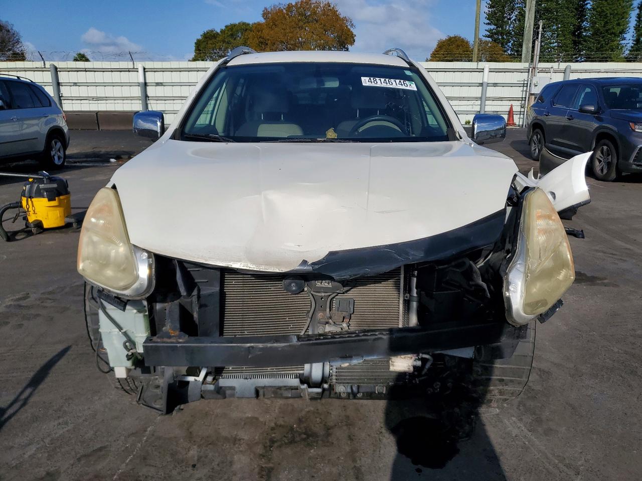2011 Nissan Rogue S Silver vin: JN8AS5MT4BW156840