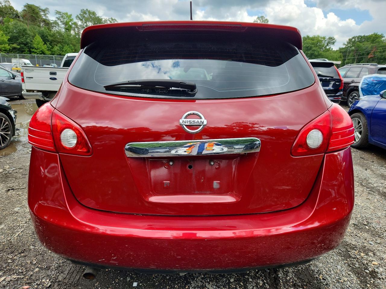 2011 Nissan Rogue S Red vin: JN8AS5MT4BW178658