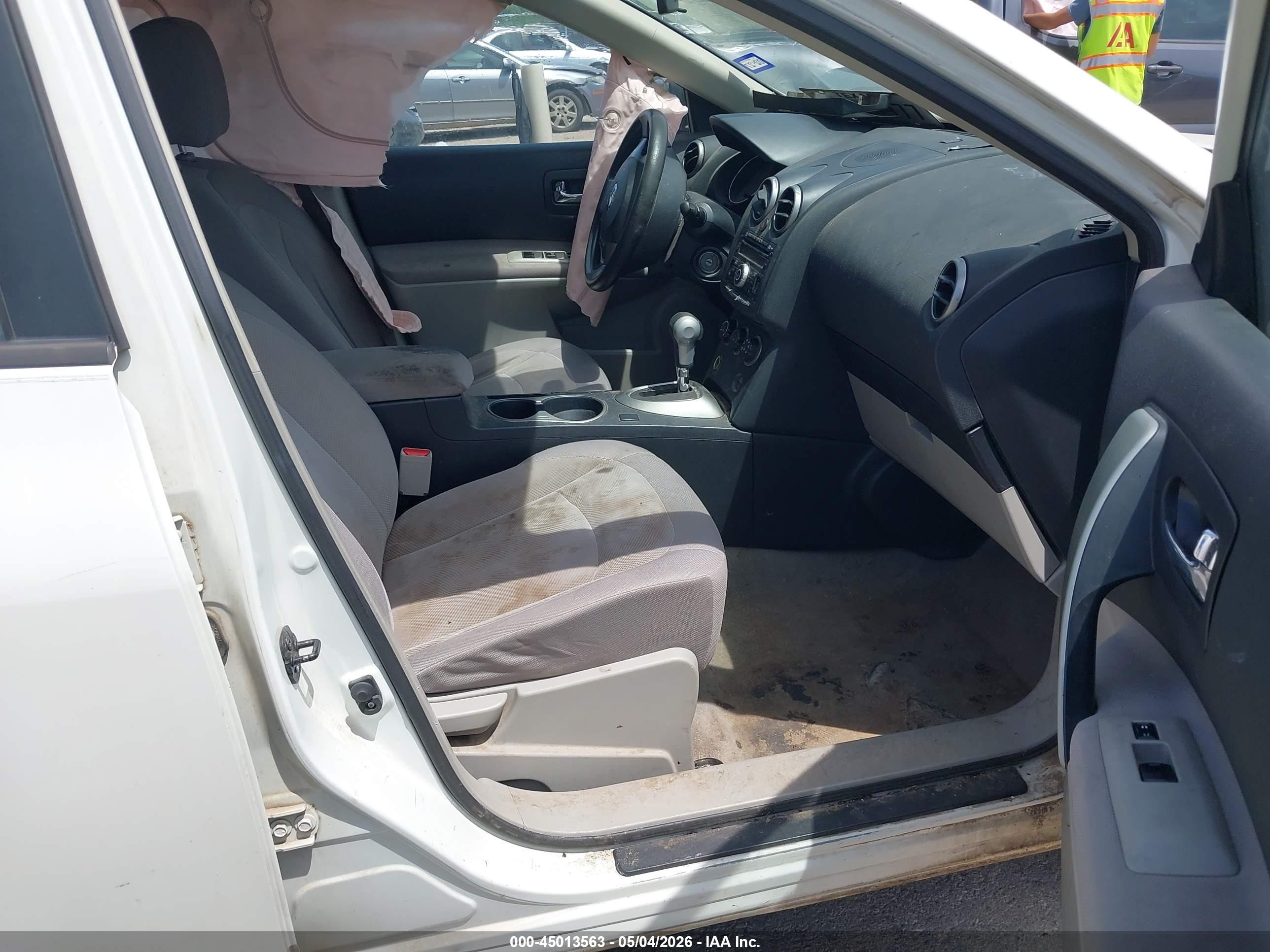 2012 Nissan Rogue S White vin: JN8AS5MT4CW253098