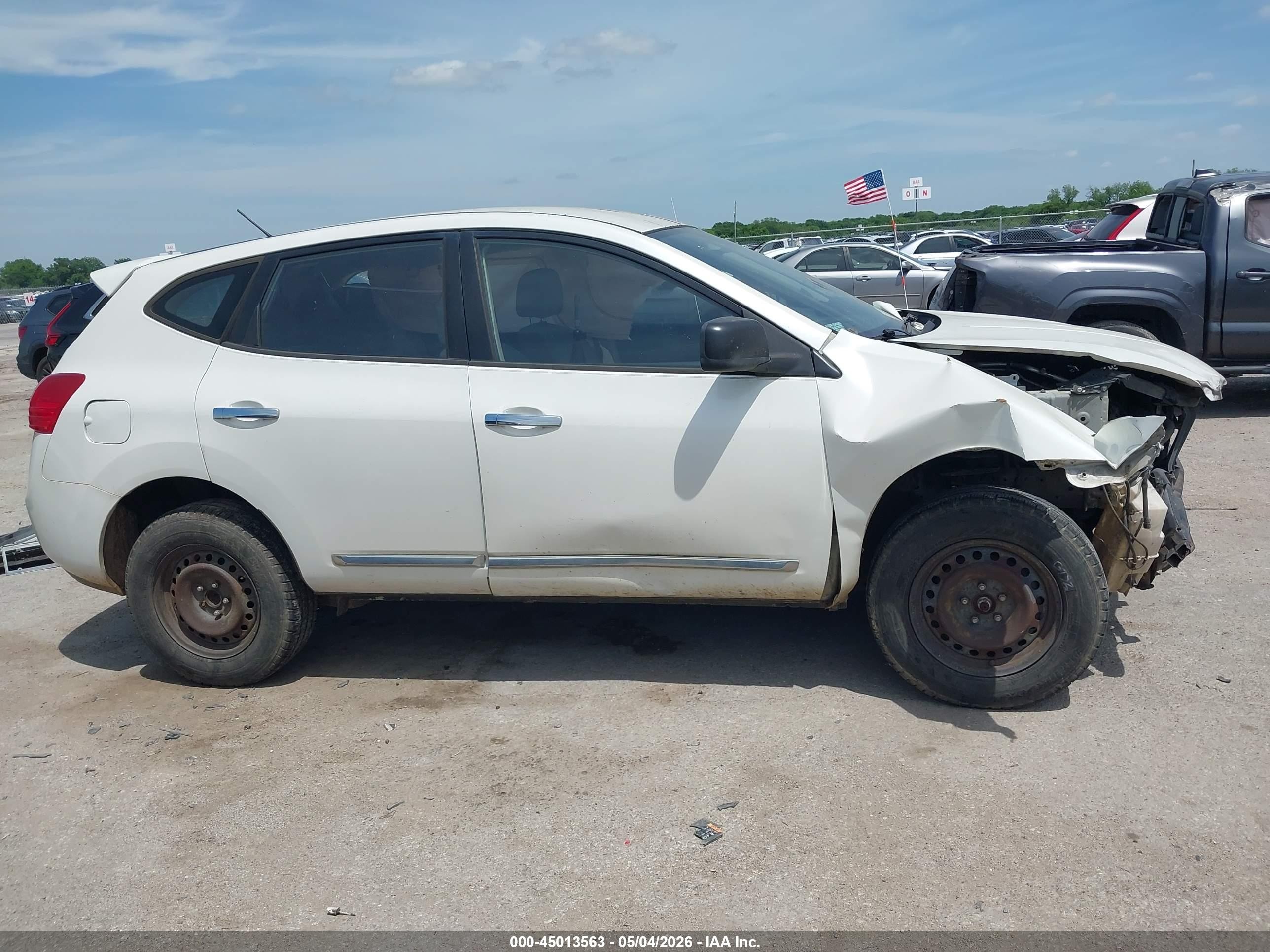 2012 Nissan Rogue S White vin: JN8AS5MT4CW253098