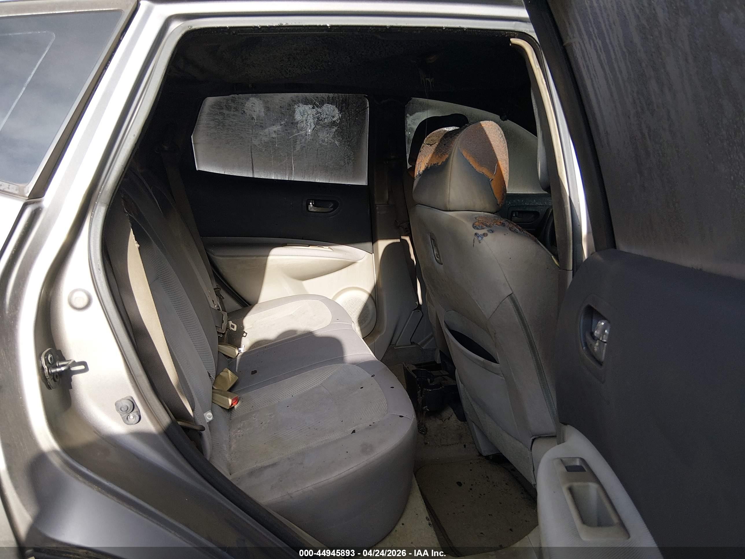 2012 Nissan Rogue S Silver vin: JN8AS5MT4CW265168