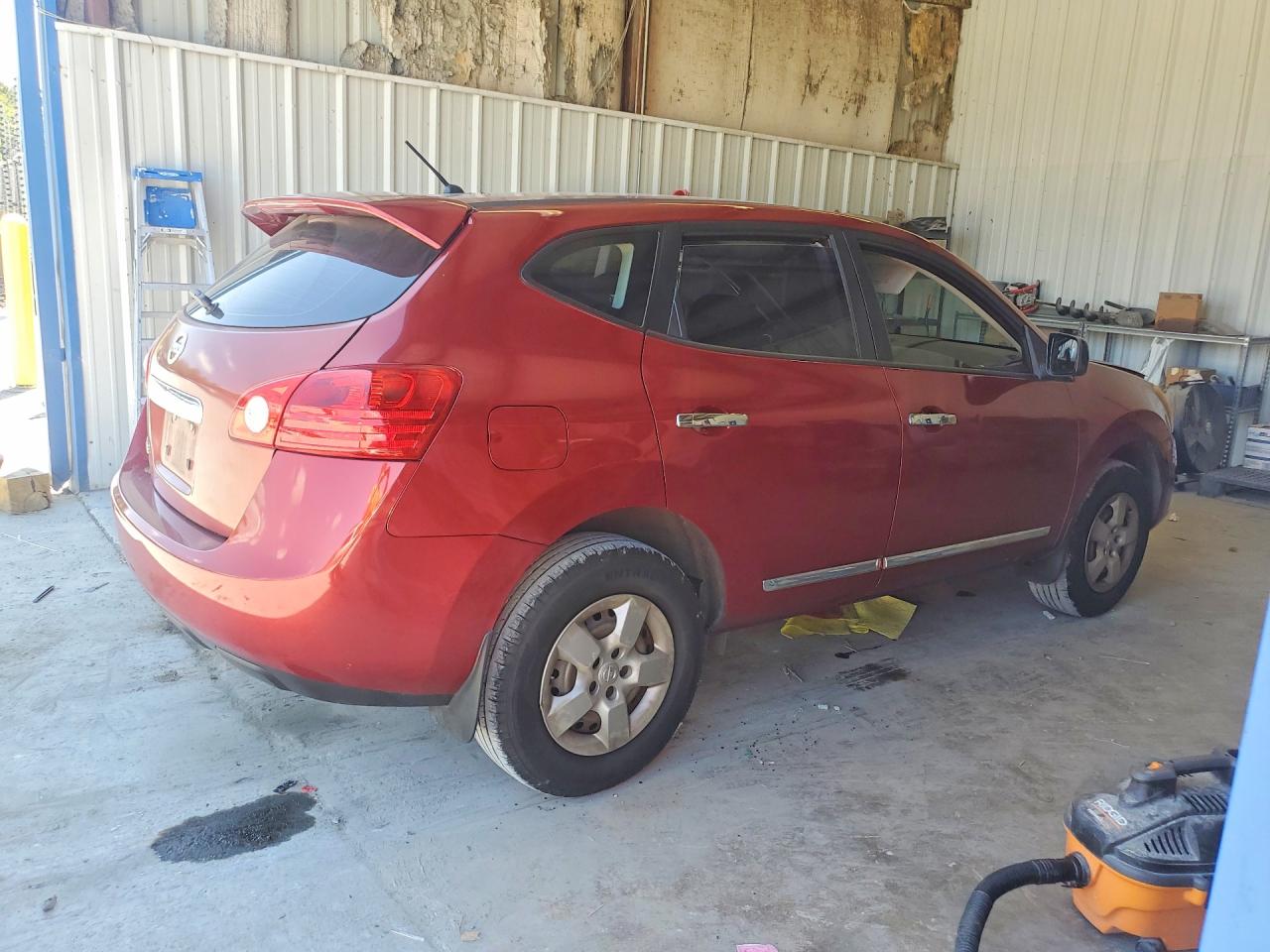 2013 Nissan Rogue S Red vin: JN8AS5MT4DW020081