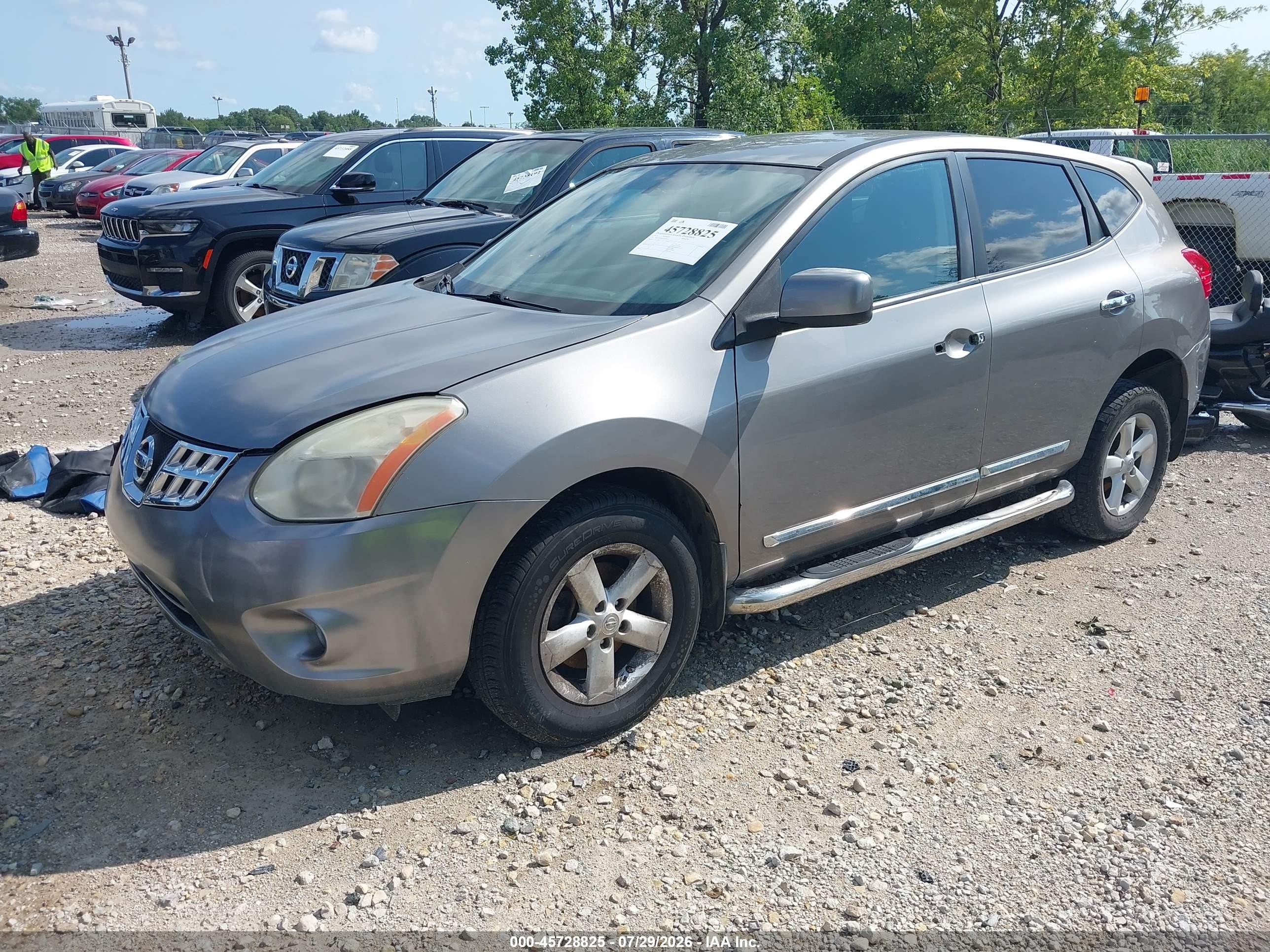 2013 Nissan Rogue S Серый vin: JN8AS5MT4DW038550