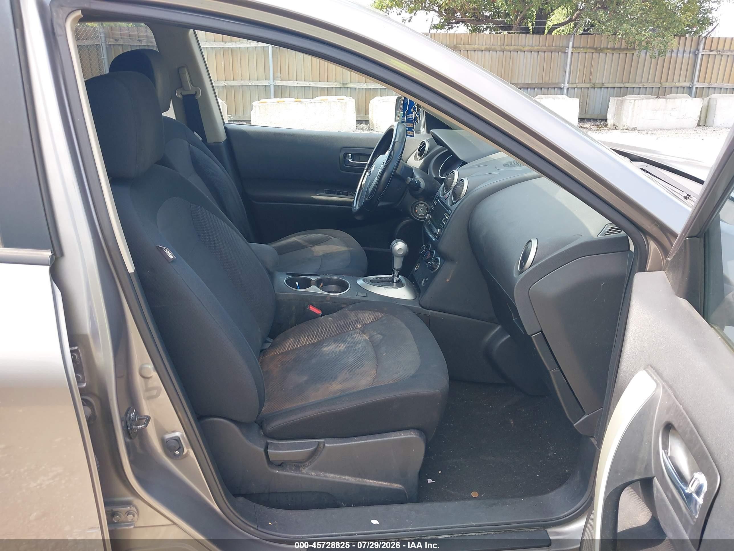 2013 Nissan Rogue S Серый vin: JN8AS5MT4DW038550