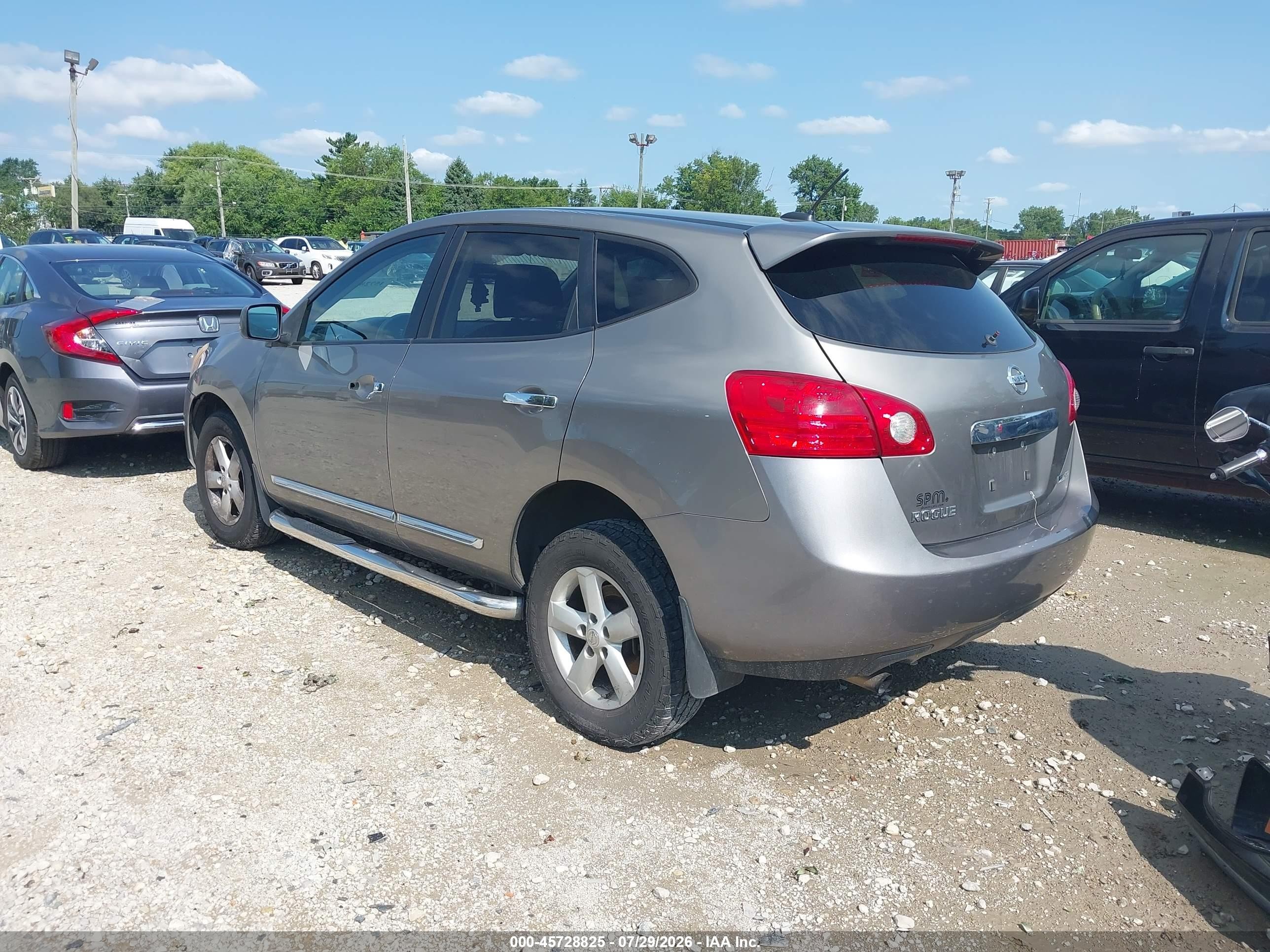 2013 Nissan Rogue S Серый vin: JN8AS5MT4DW038550