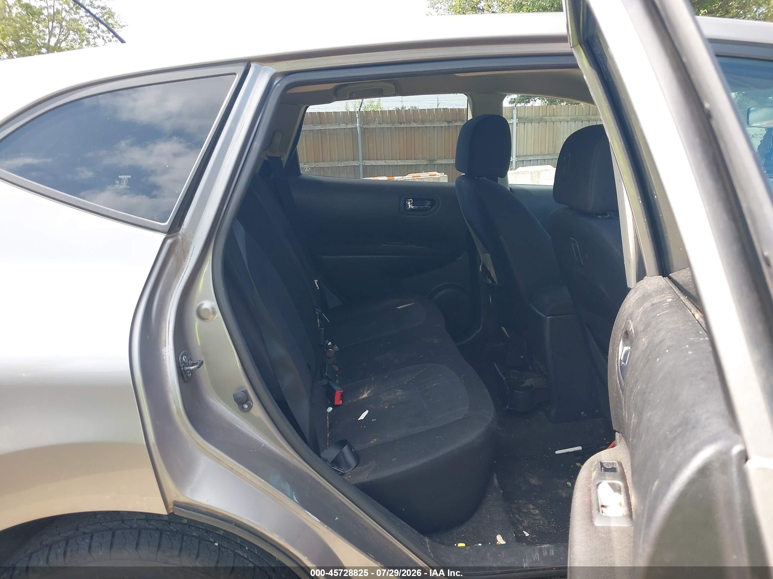 2013 Nissan Rogue S Серый vin: JN8AS5MT4DW038550