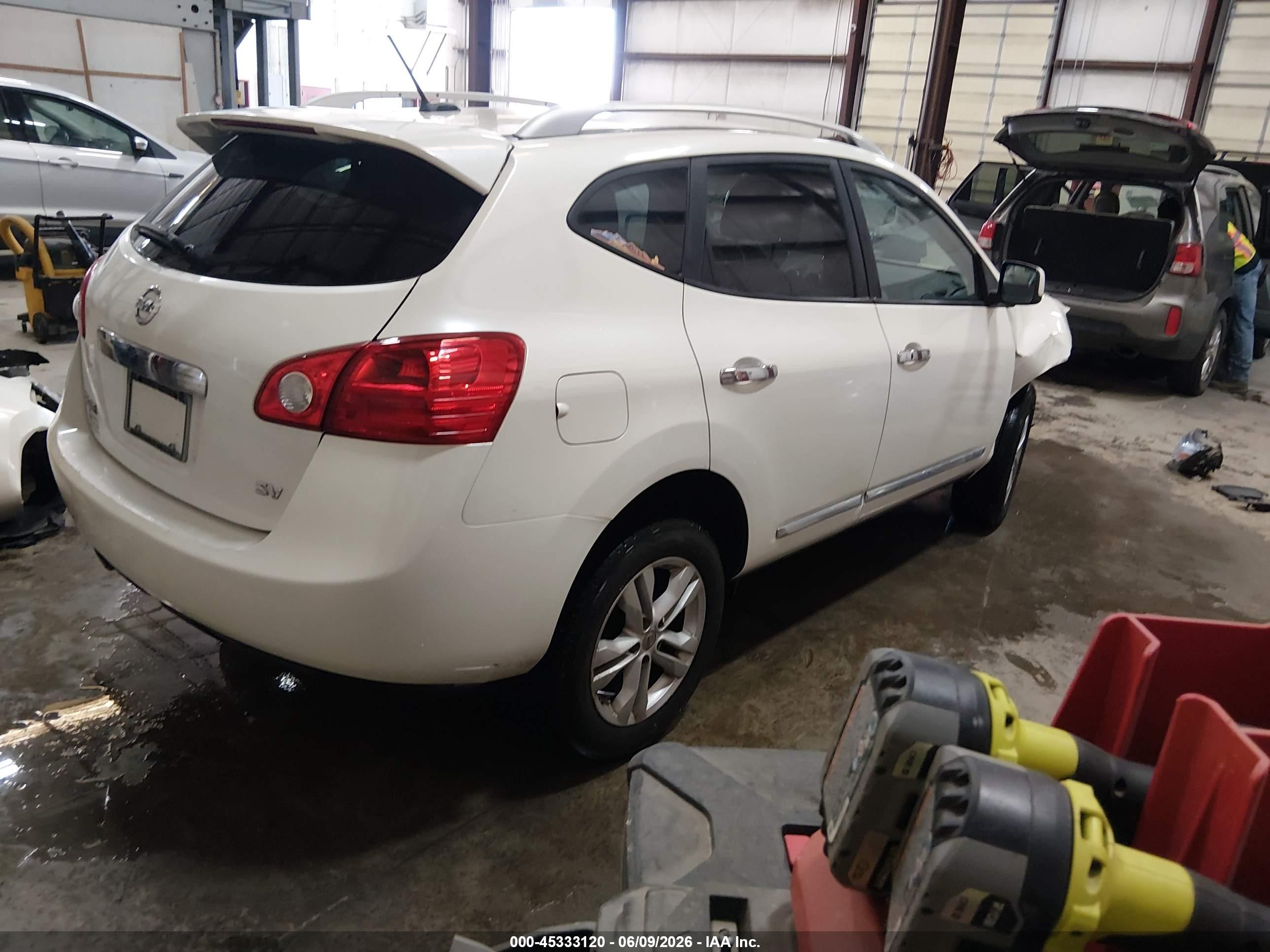 2013 Nissan Rogue Sv White vin: JN8AS5MT4DW507734