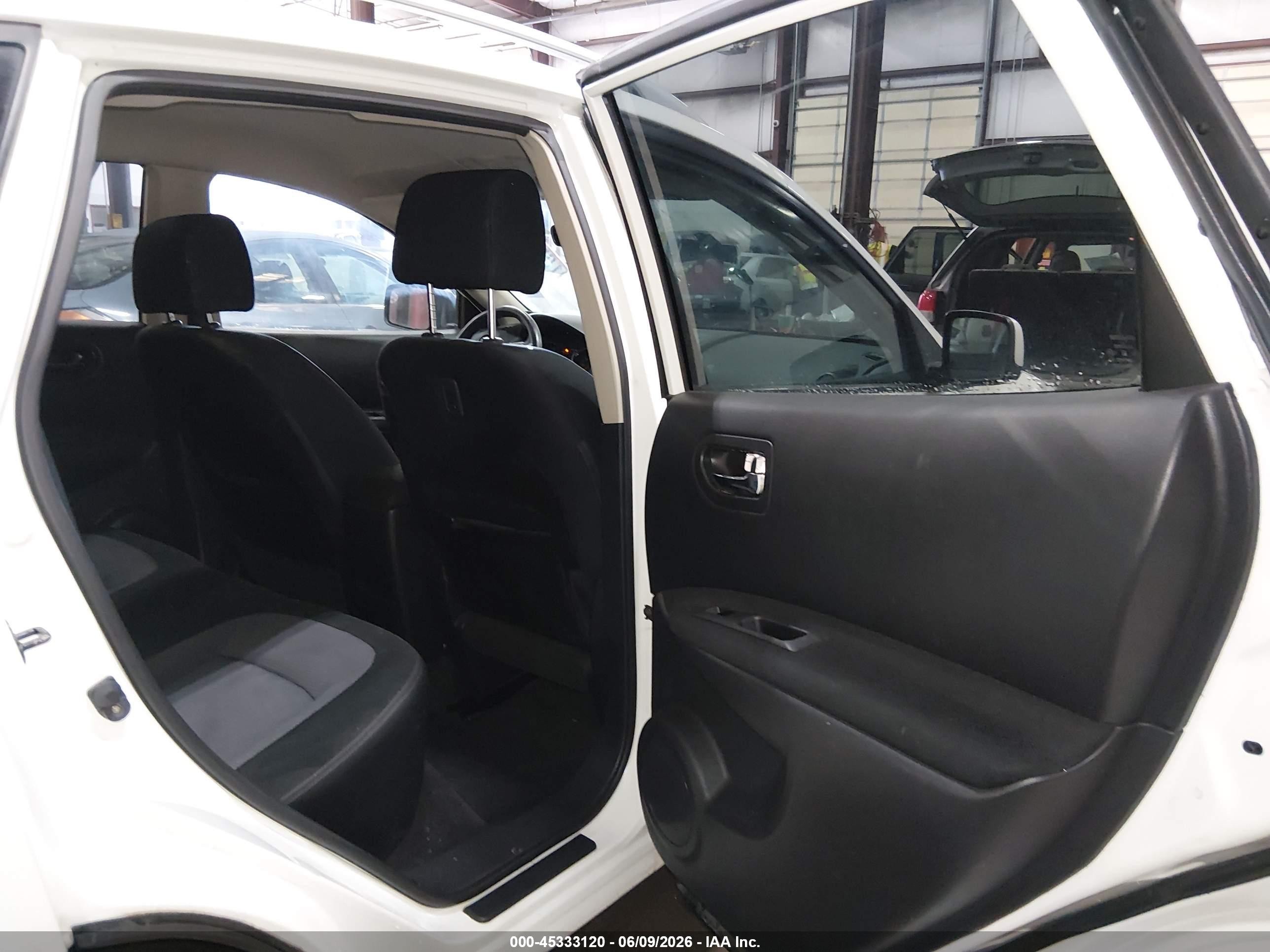 2013 Nissan Rogue Sv White vin: JN8AS5MT4DW507734