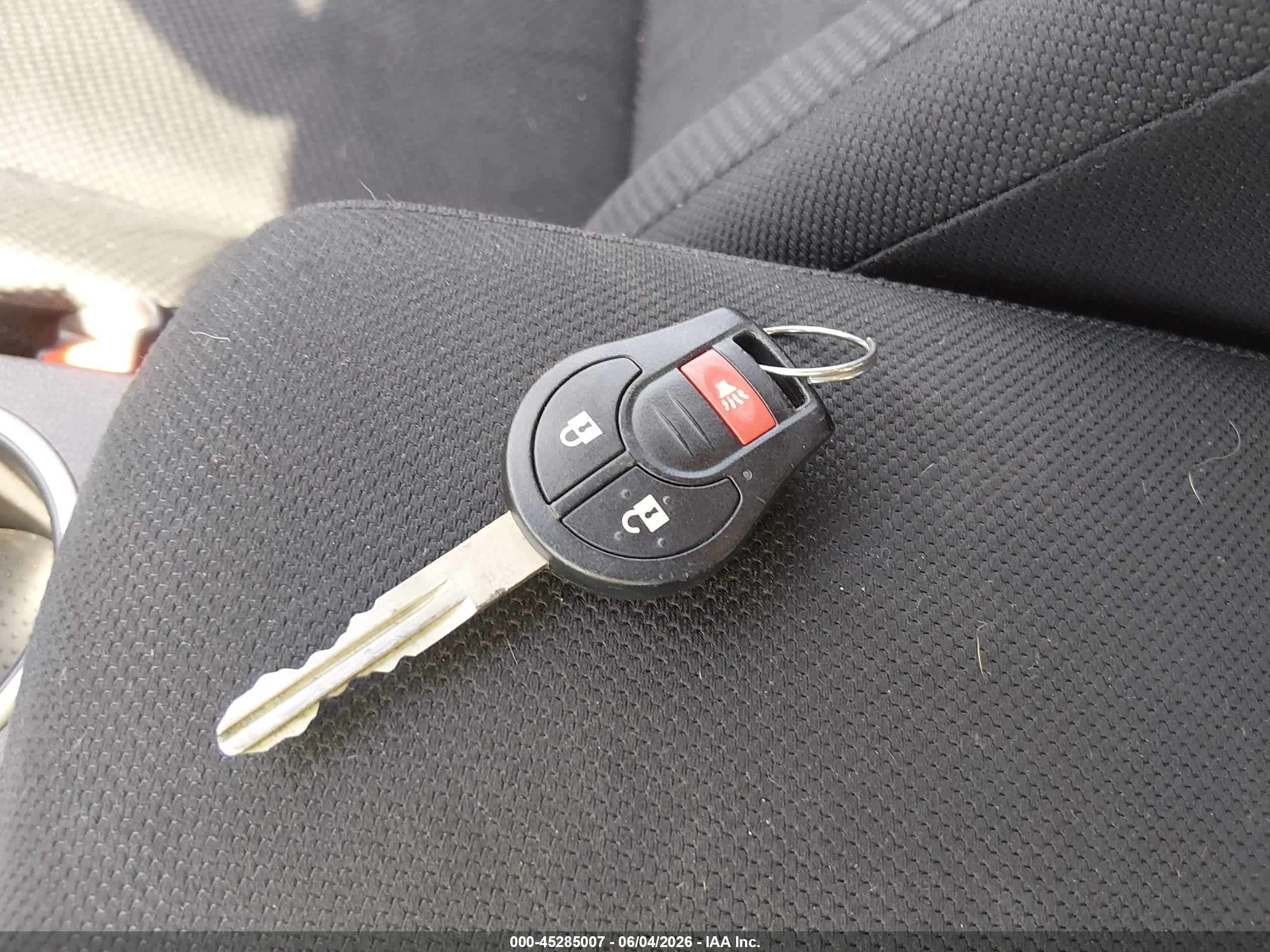 2013 Nissan Rogue S Silver vin: JN8AS5MT4DW508298