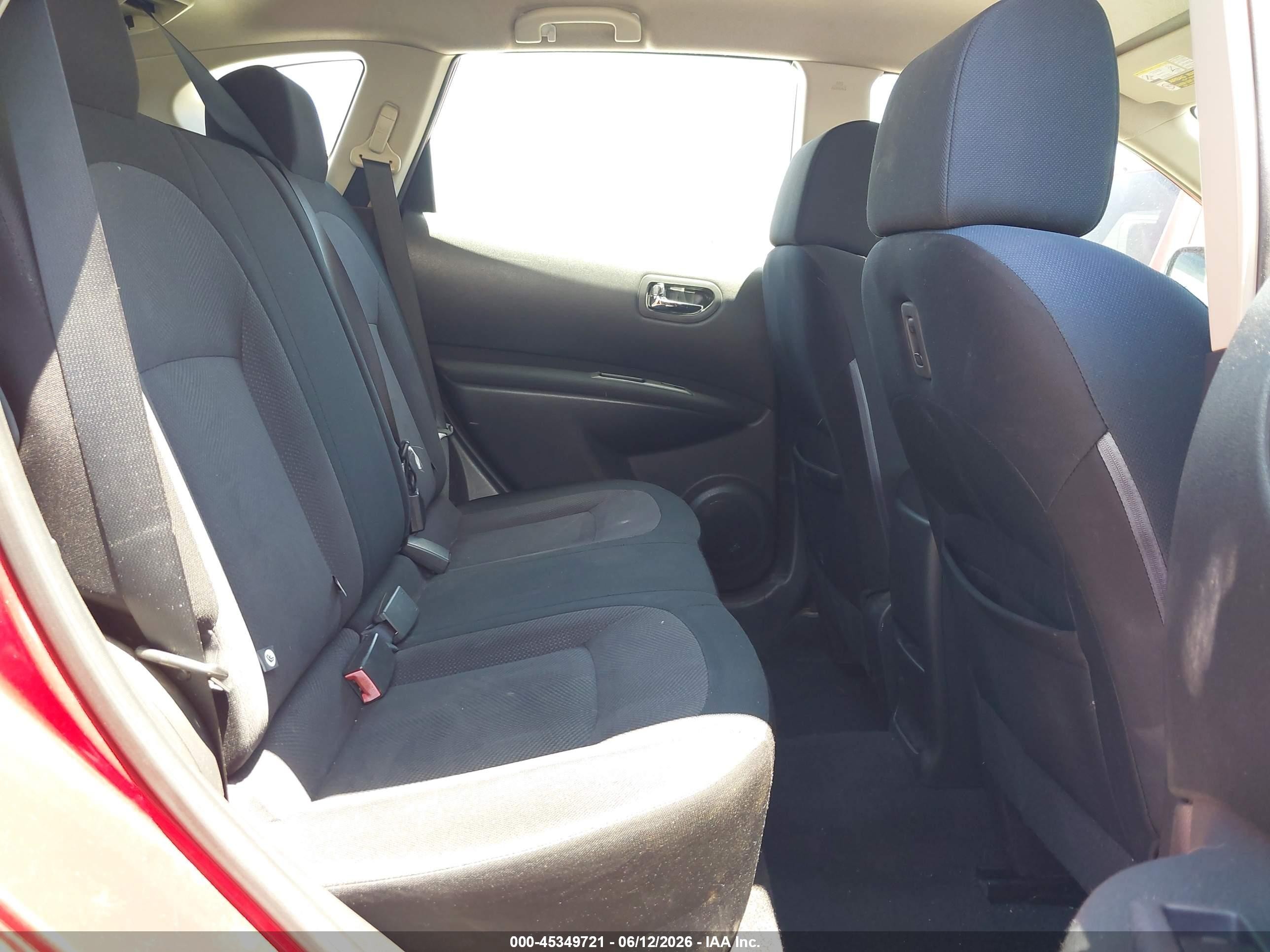 2013 Nissan Rogue S Red vin: JN8AS5MT4DW524405