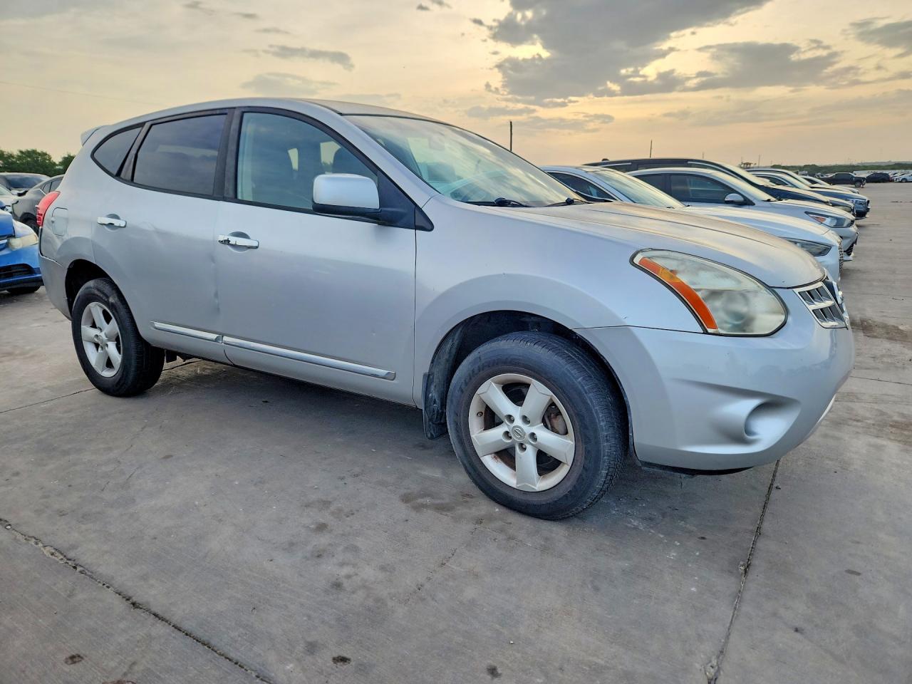 2013 Nissan Rogue S Silver vin: JN8AS5MT4DW529622