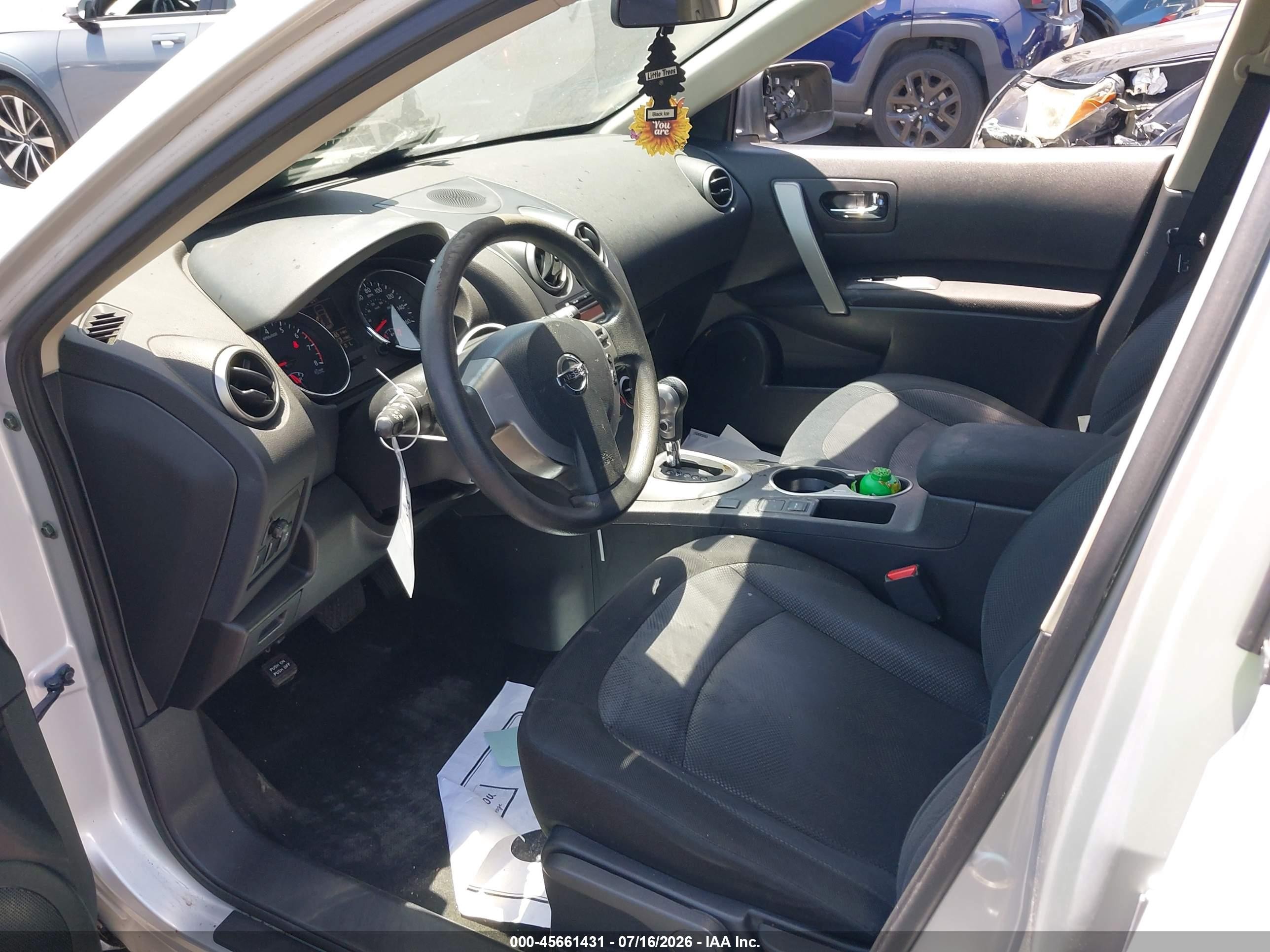 2013 Nissan Rogue S Silver vin: JN8AS5MT4DW533766