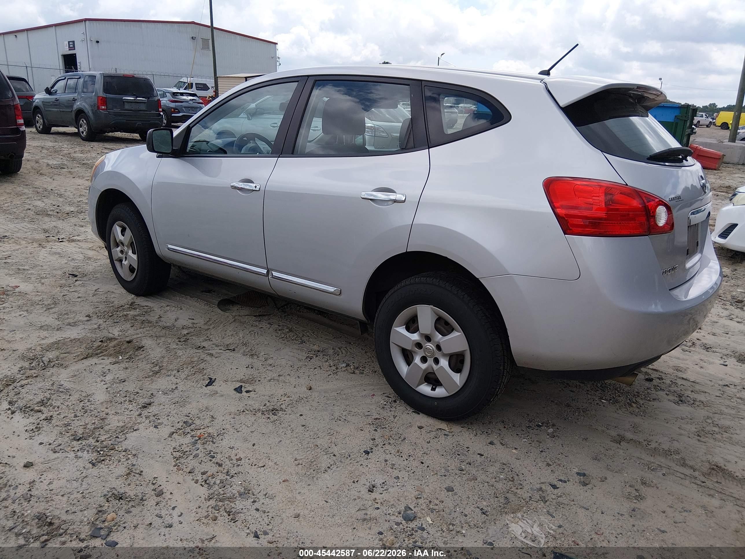 2013 Nissan Rogue S Silver vin: JN8AS5MT4DW536991
