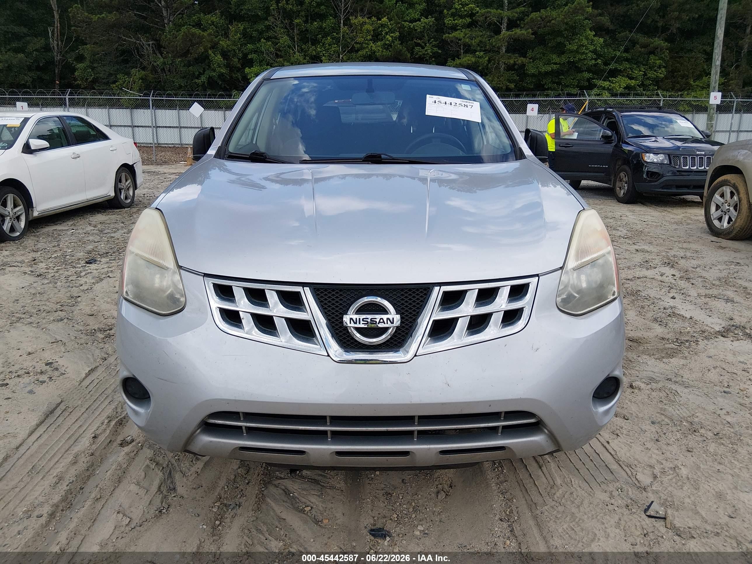 2013 Nissan Rogue S Silver vin: JN8AS5MT4DW536991