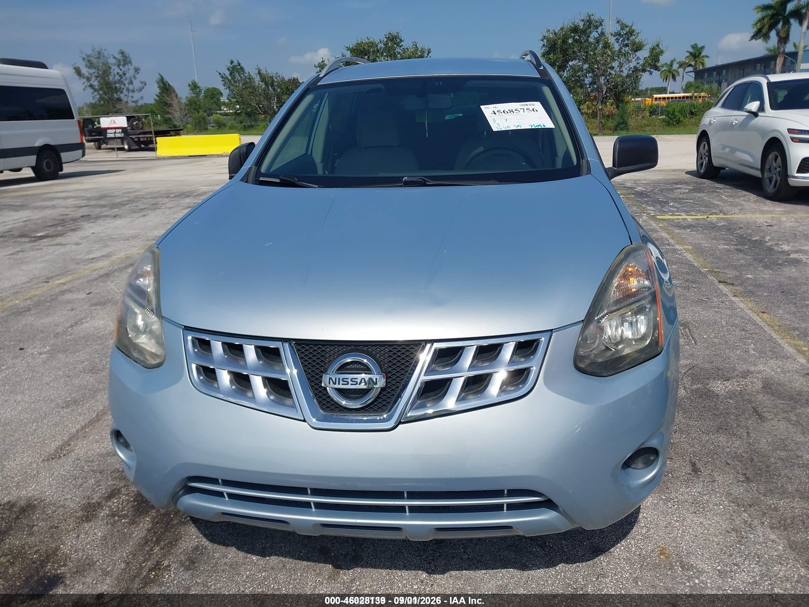 2014 Nissan Rogue Select S Серебряный vin: JN8AS5MT4EW104192