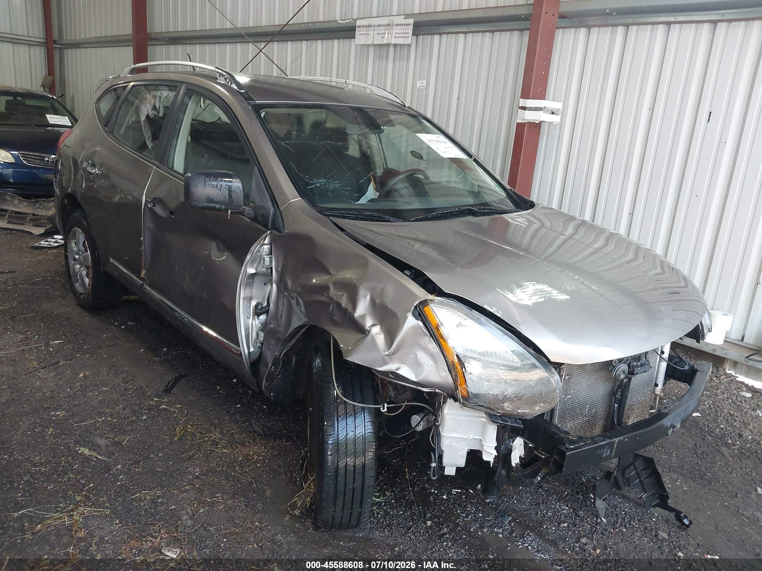 2014 Nissan Rogue Select S Brown vin: JN8AS5MT4EW615627