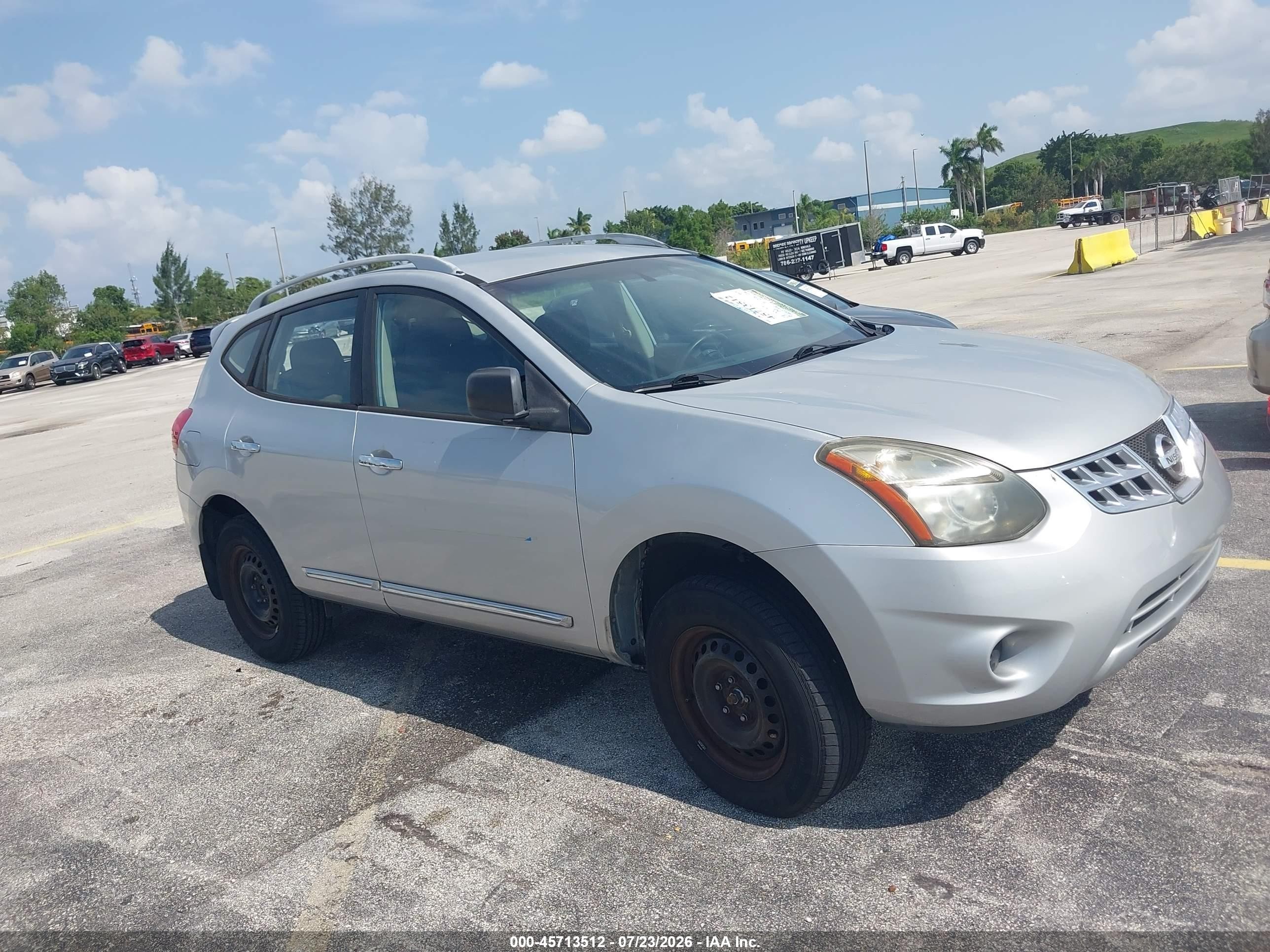 2014 Nissan Rogue Select S Silver vin: JN8AS5MT4EW618298