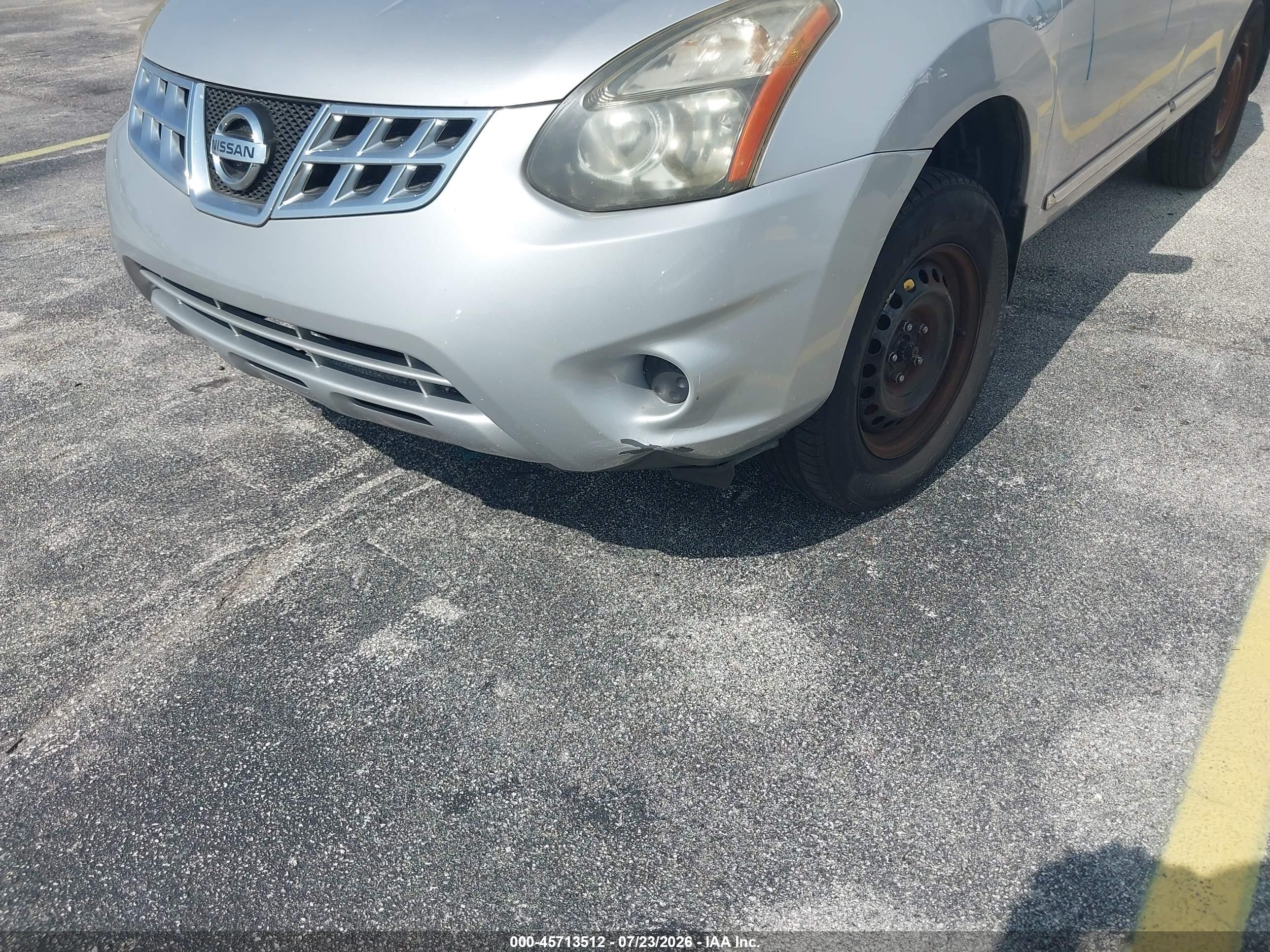 2014 Nissan Rogue Select S Silver vin: JN8AS5MT4EW618298