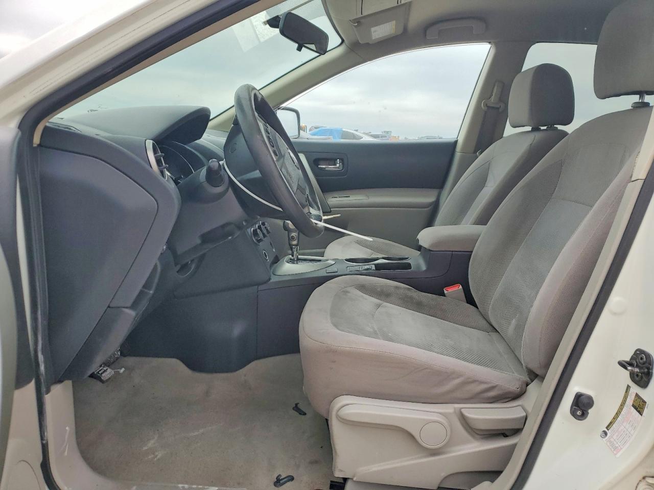2014 Nissan Rogue Select S White vin: JN8AS5MT4EW624845