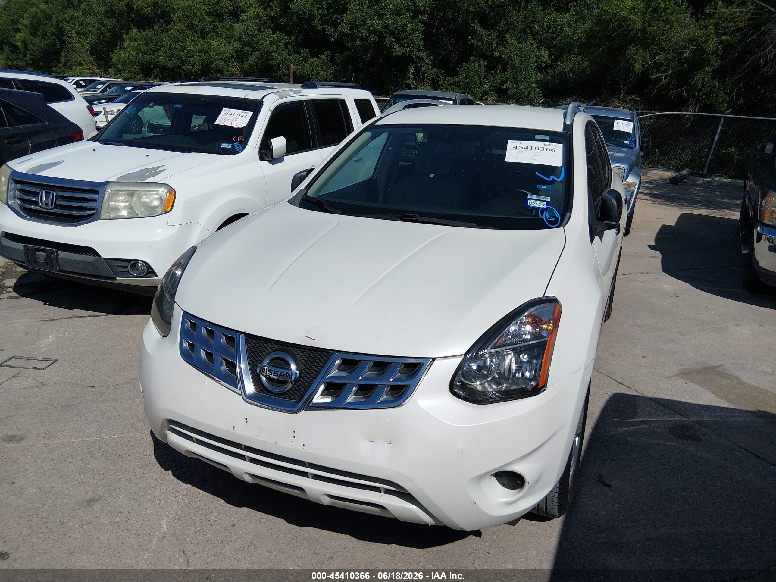 2015 Nissan Rogue Select S White vin: JN8AS5MT4FW152020