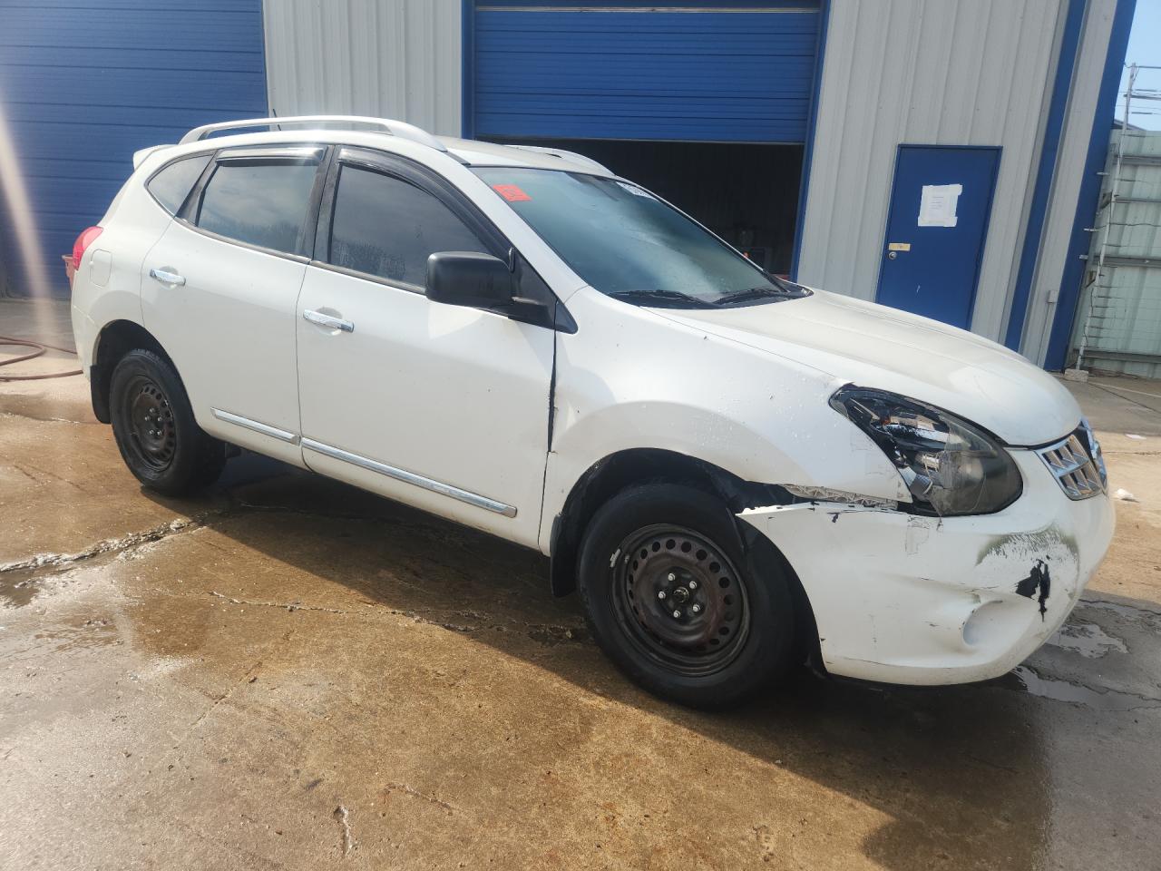 2015 Nissan Rogue Select S White vin: JN8AS5MT4FW162501 Damage: Right Head Lamp, Broken, Replacement Required