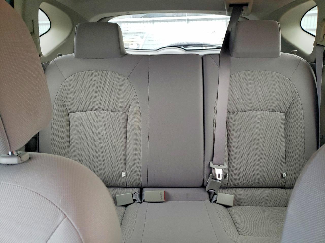 2015 Nissan Rogue Select S Серебряный vin: JN8AS5MT4FW654865
