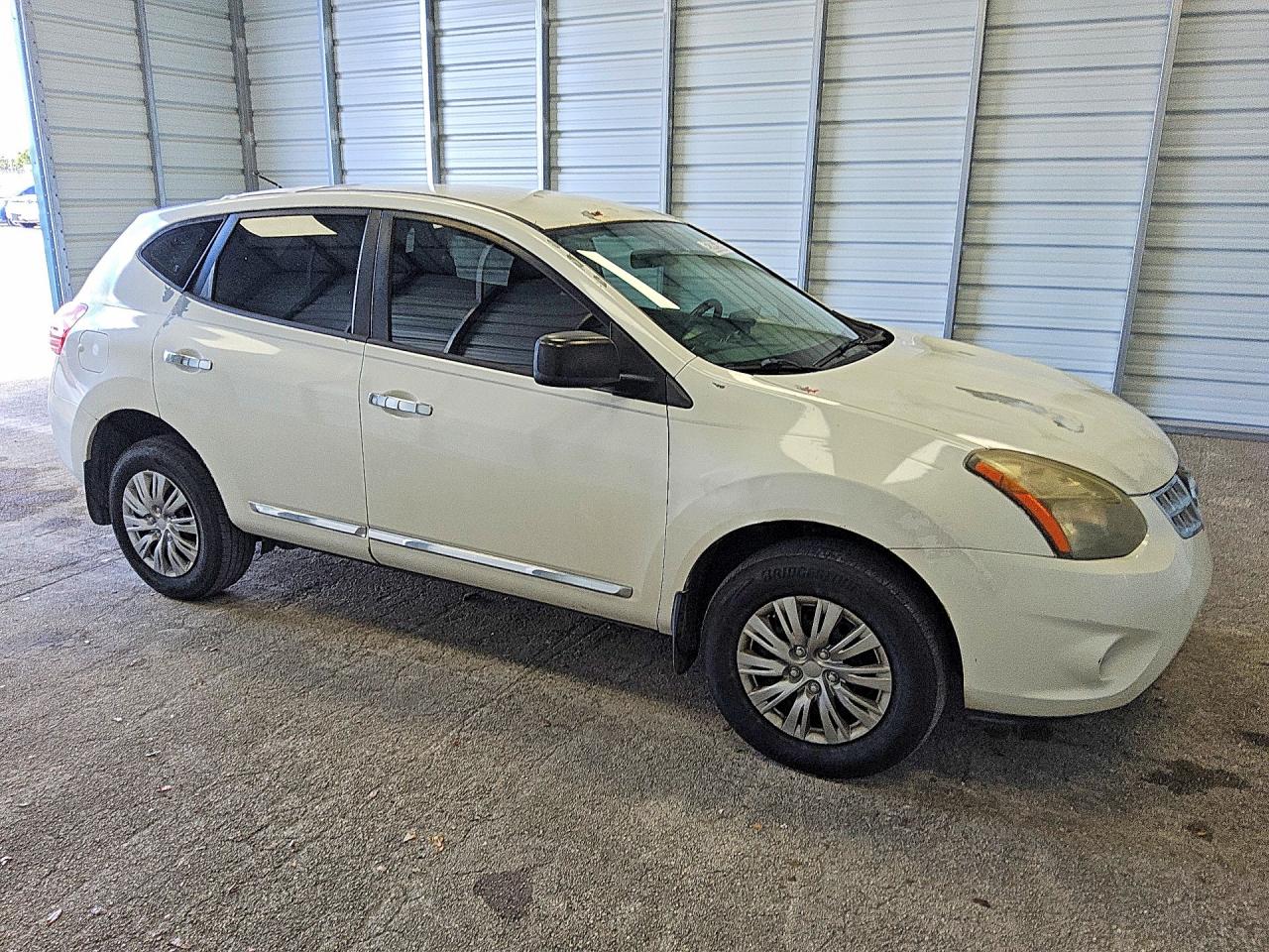 2015 Nissan Rogue Select S Белый vin: JN8AS5MT4FW663176