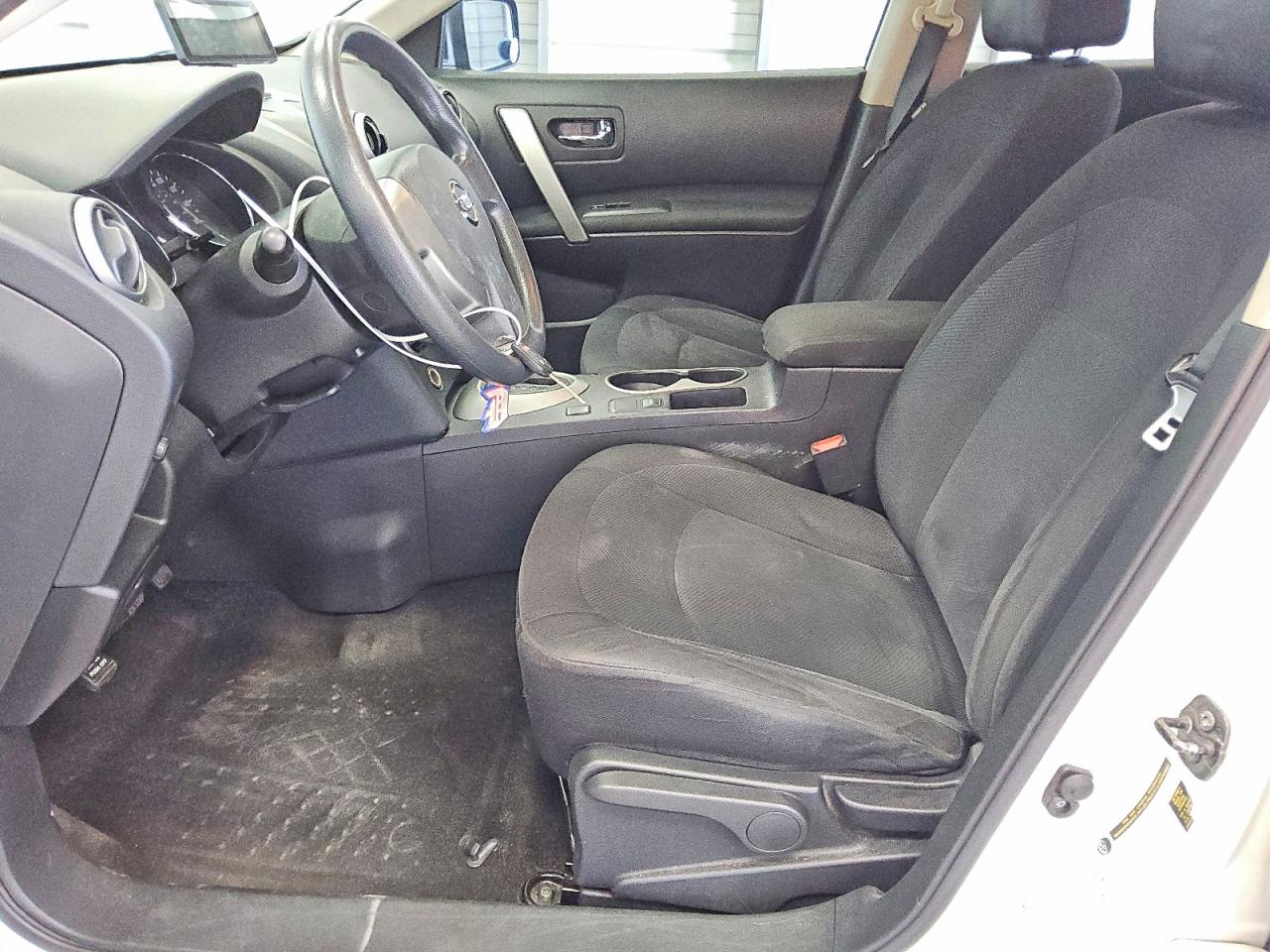 2015 Nissan Rogue Select S Белый vin: JN8AS5MT4FW663176