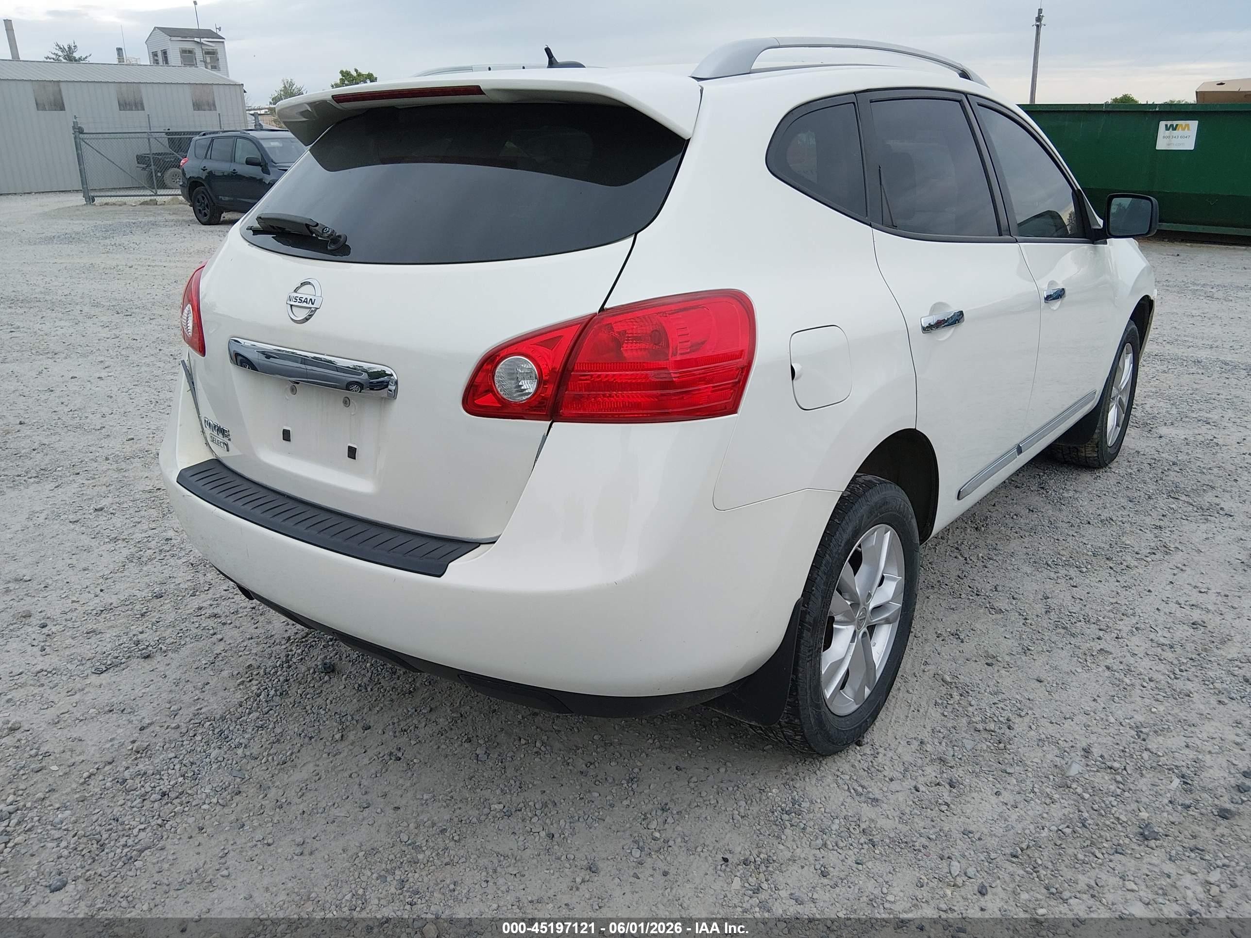 2015 Nissan Rogue Select S White vin: JN8AS5MT4FW664635