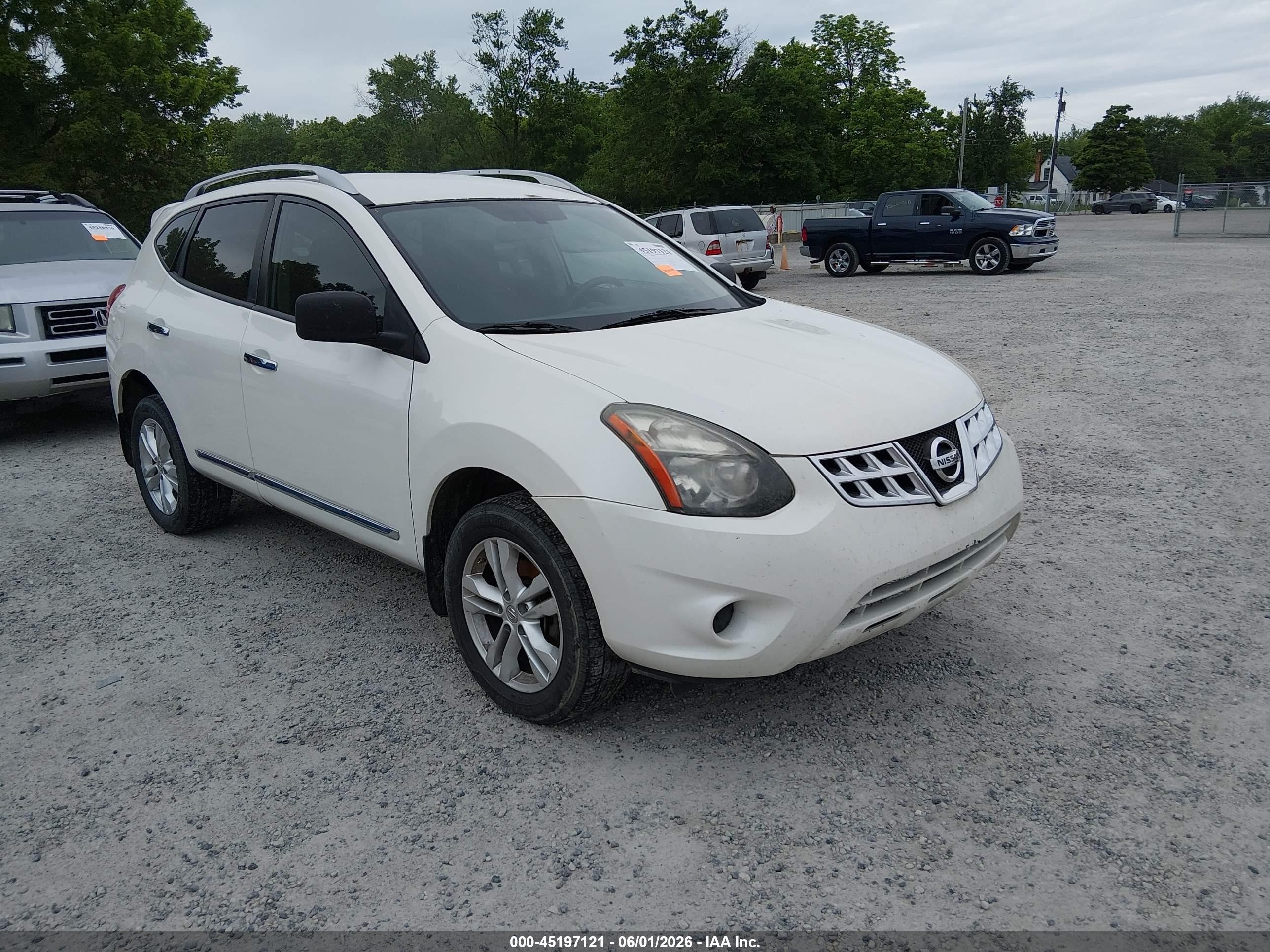 2015 Nissan Rogue Select S White vin: JN8AS5MT4FW664635