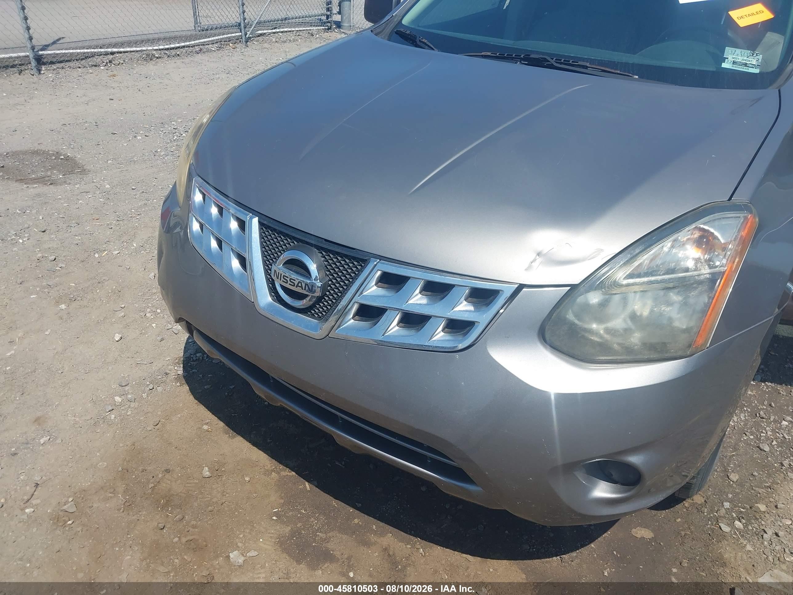 2015 Nissan Rogue Select S Silver vin: JN8AS5MT4FW666000
