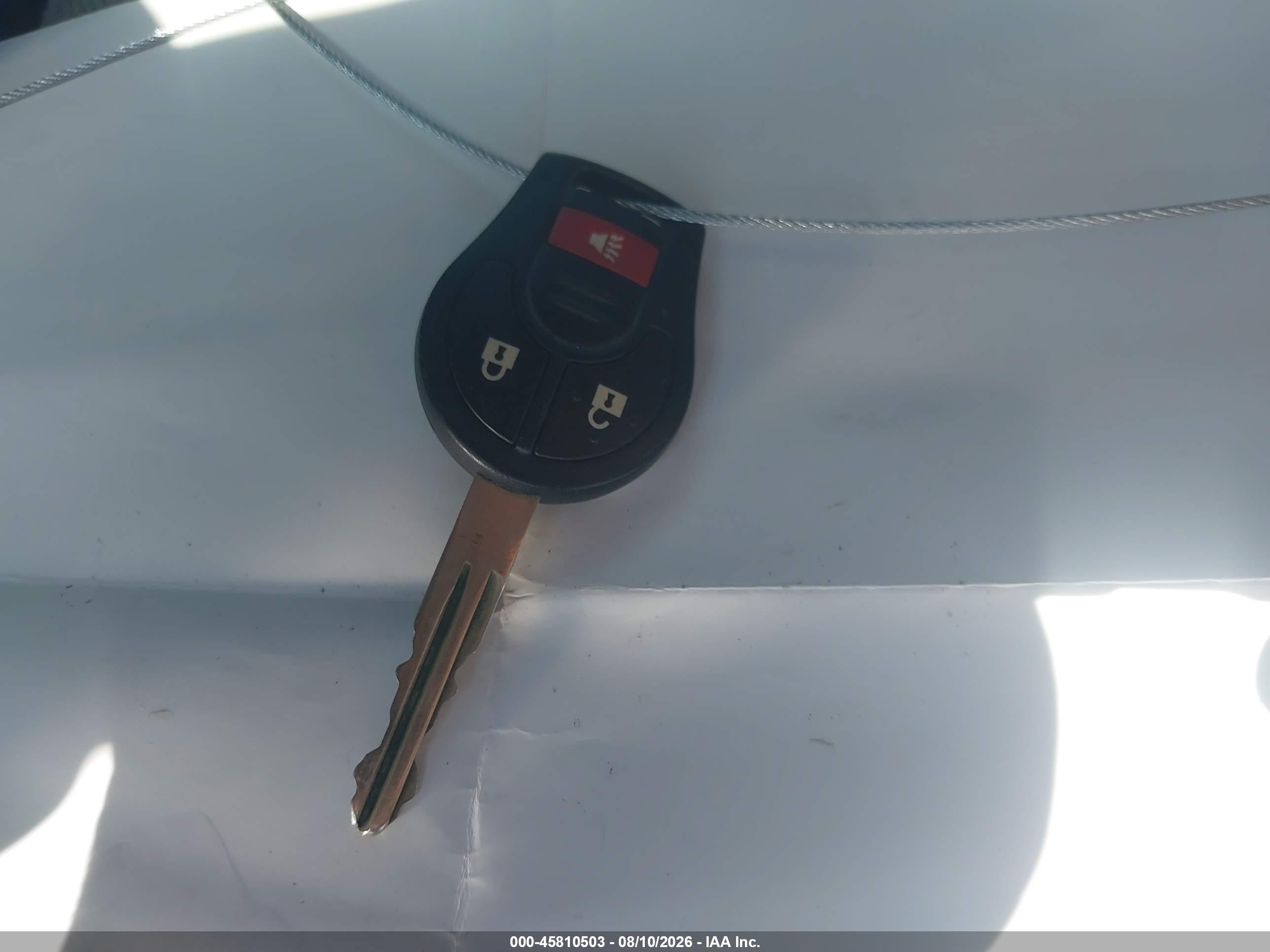 2015 Nissan Rogue Select S Silver vin: JN8AS5MT4FW666000