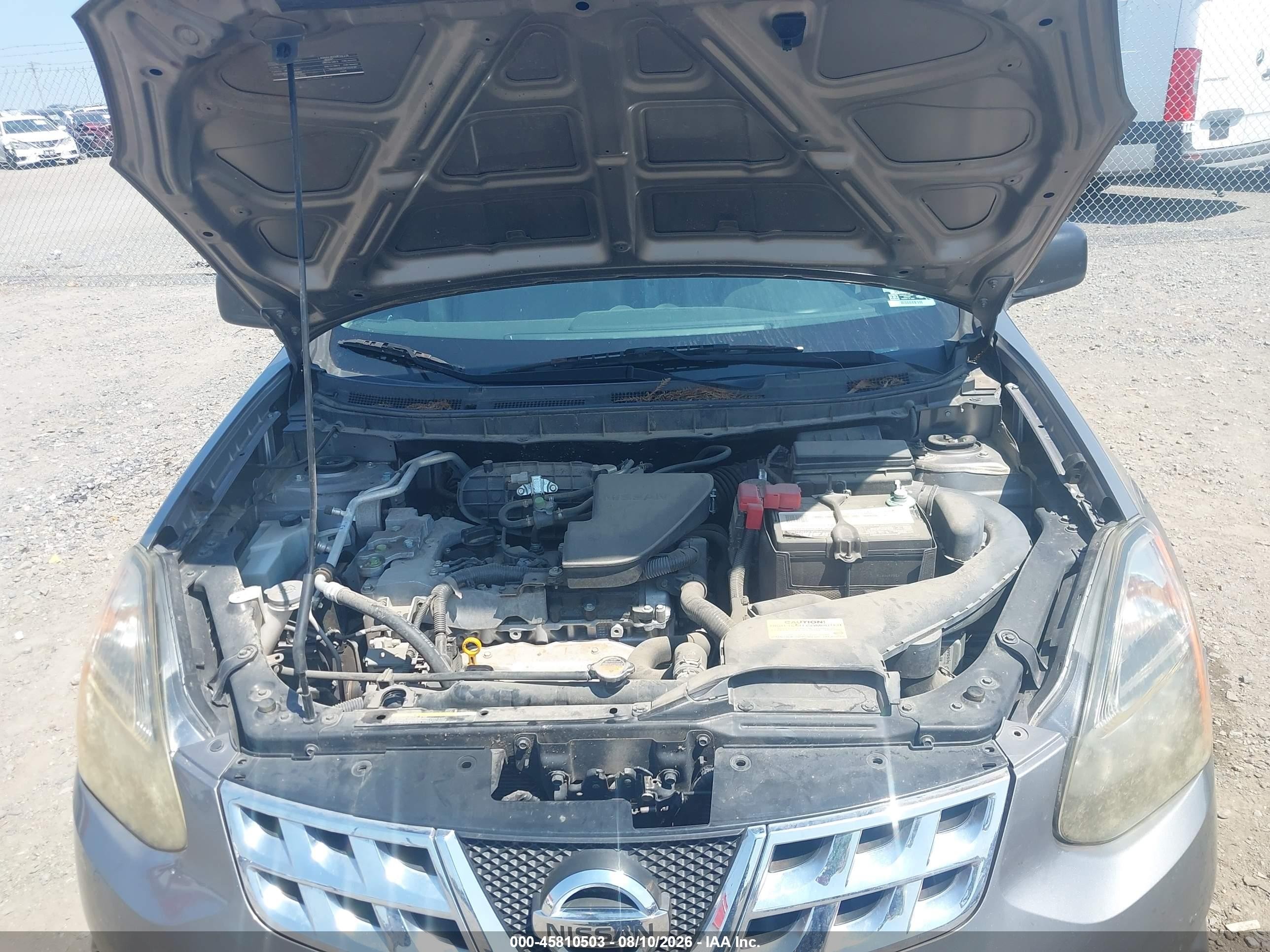2015 Nissan Rogue Select S Silver vin: JN8AS5MT4FW666000