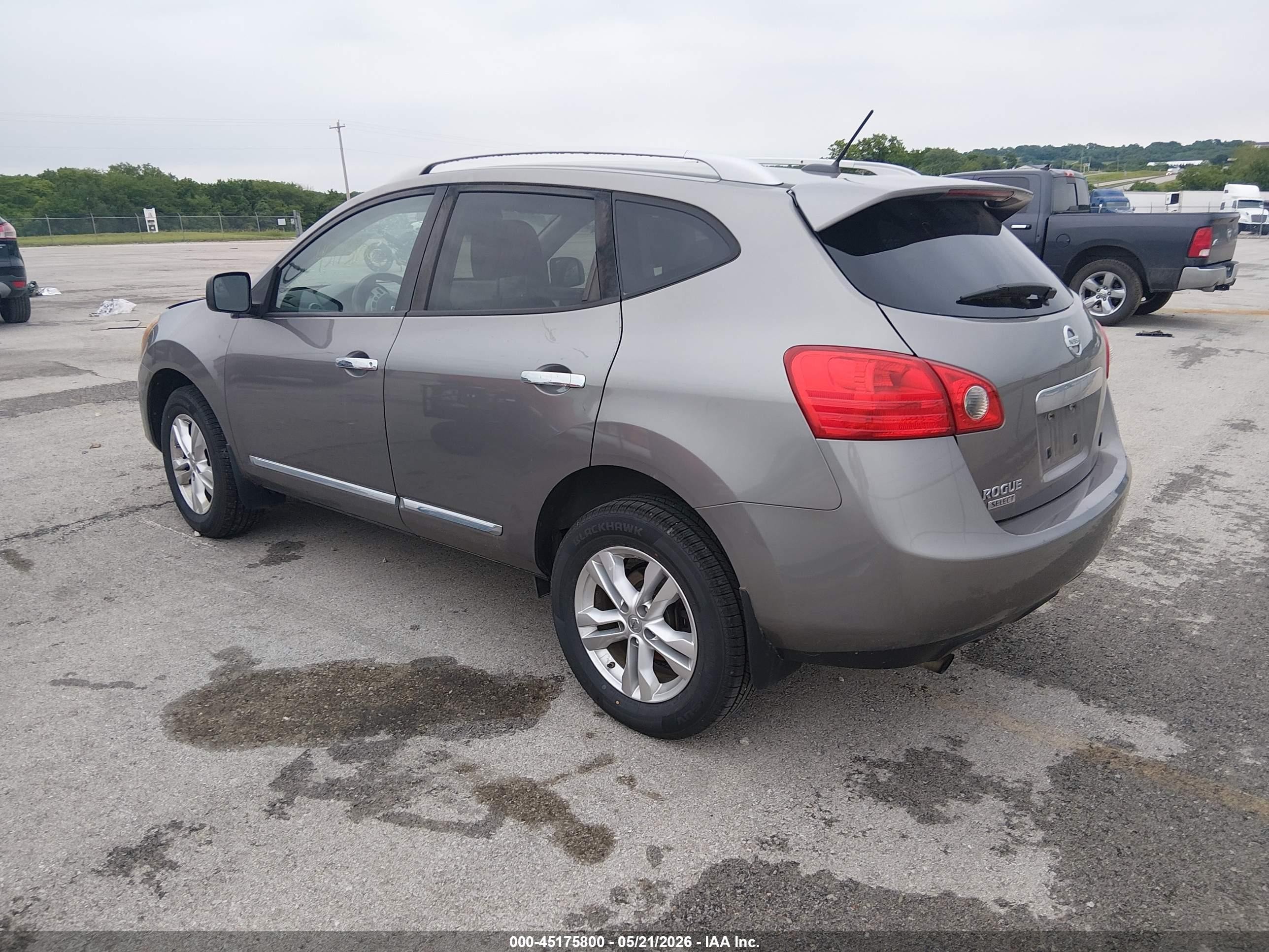 2015 Nissan Rogue Select S Gray vin: JN8AS5MT4FW669575