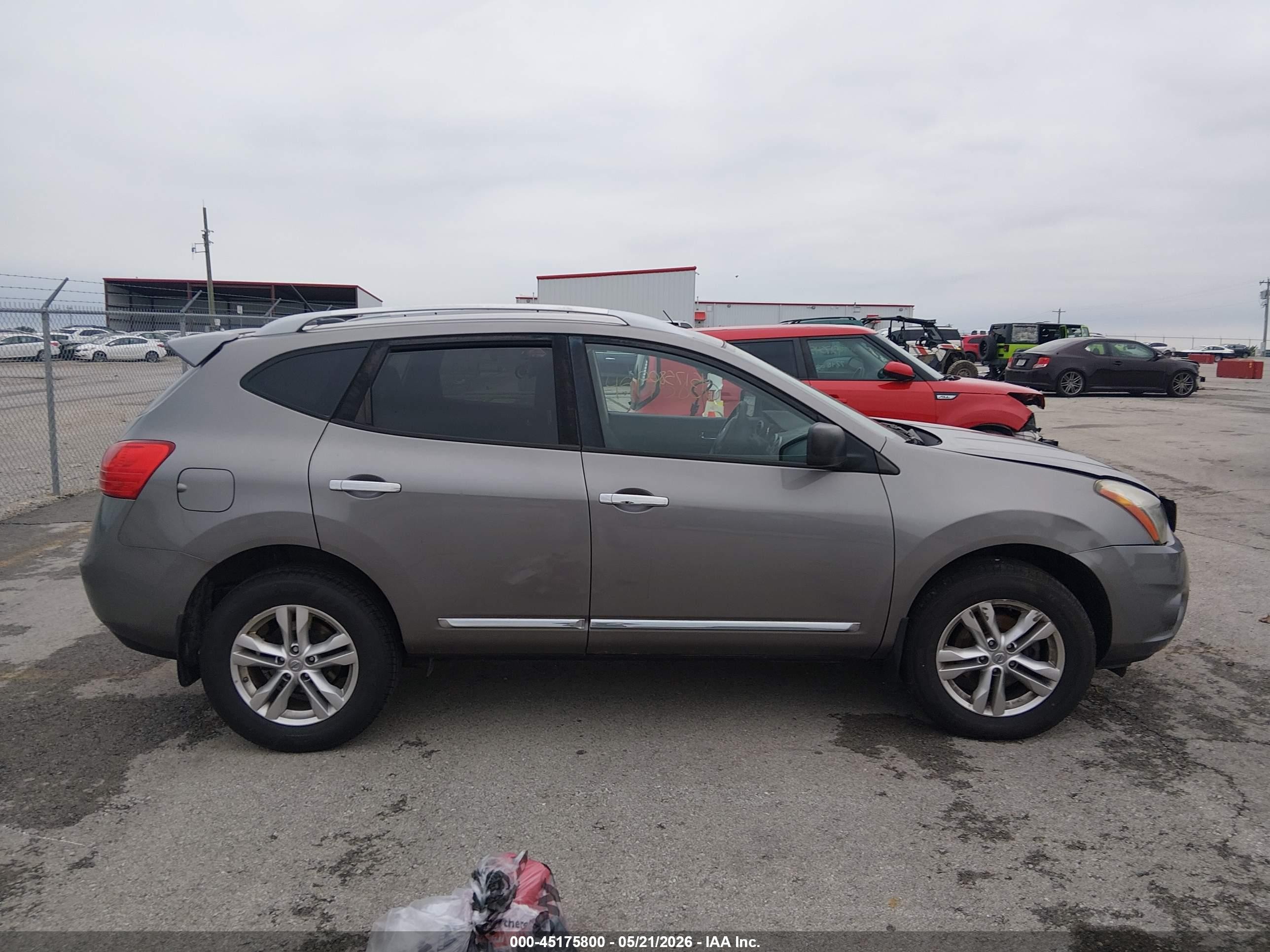 2015 Nissan Rogue Select S Gray vin: JN8AS5MT4FW669575