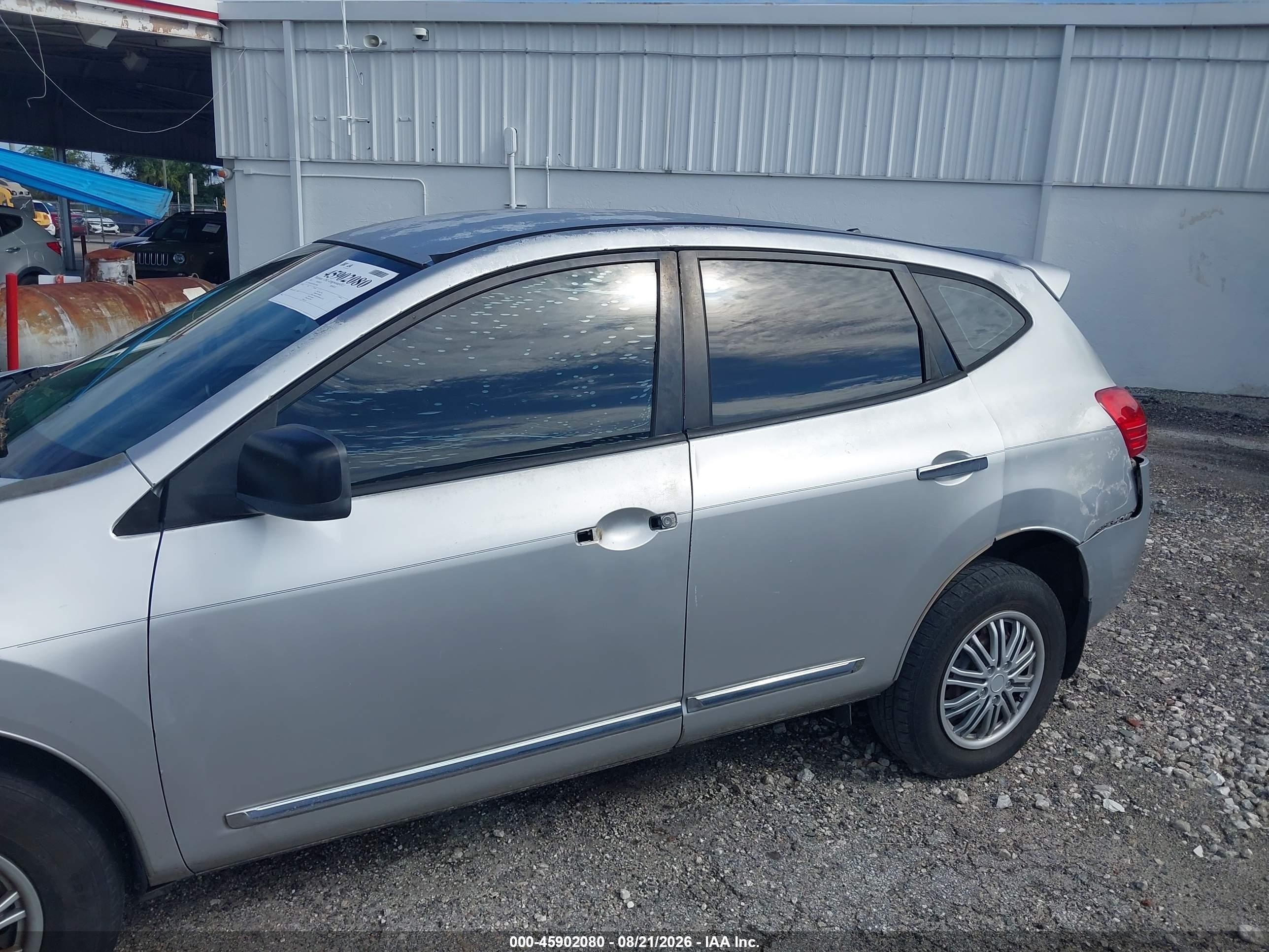 2011 Nissan Rogue S Silver vin: JN8AS5MT5BW154966