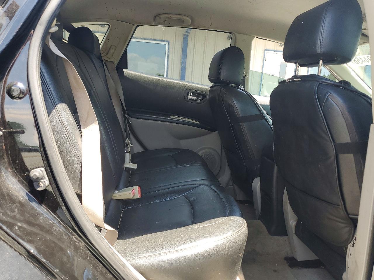 2011 Nissan Rogue S/sv/krom Black vin: JN8AS5MT5BW170746