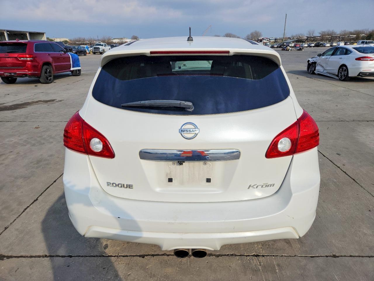 2011 Nissan Rogue S White vin: JN8AS5MT5BW171847