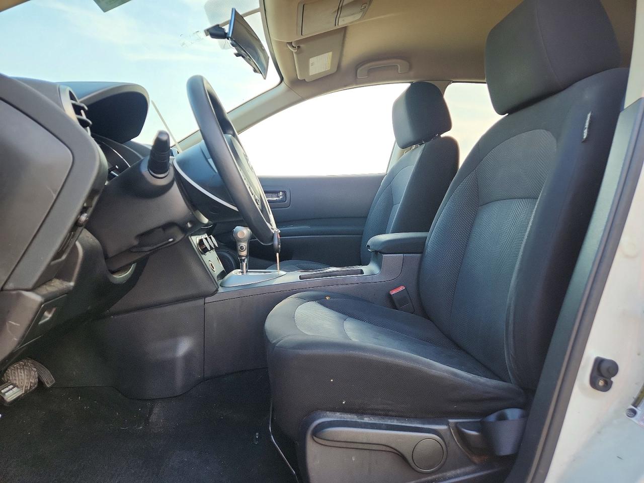 2011 Nissan Rogue S White vin: JN8AS5MT5BW171847