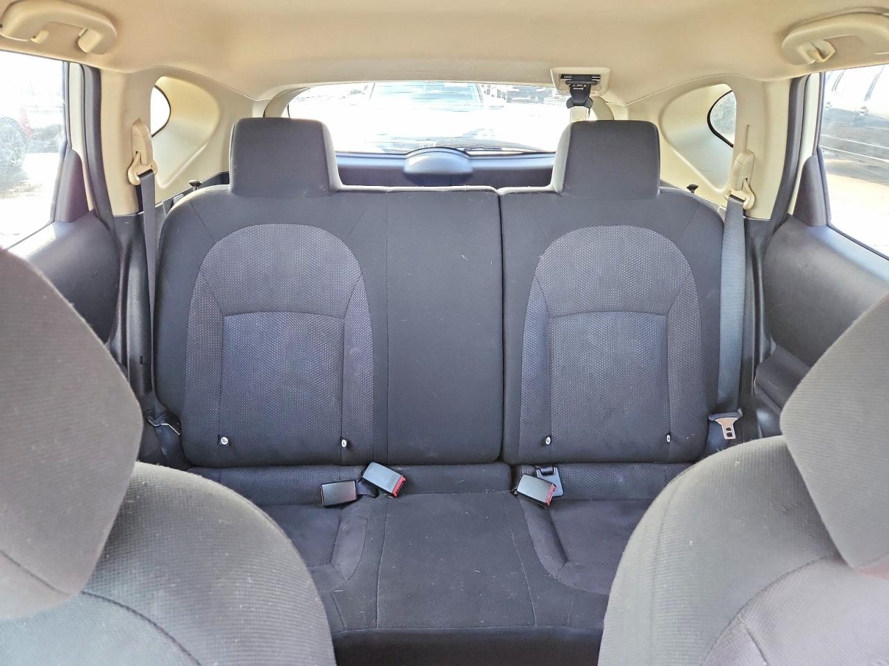 2011 Nissan Rogue S White vin: JN8AS5MT5BW171847